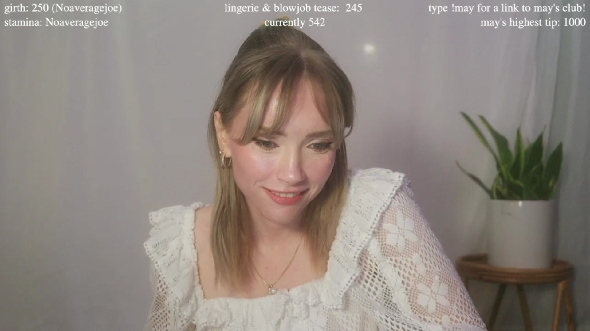 Gallery image thumbnail from coletteclaude's myfreecams stream on, 05/18/2025, 04:17 image 10 of 20