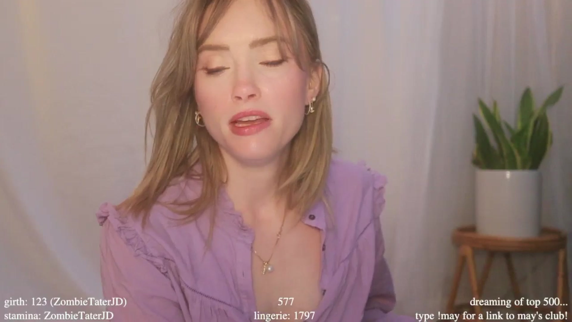 Gallery image thumbnail from coletteclaude's myfreecams stream on, 05/19/2025, 21:05 image 2 of 20