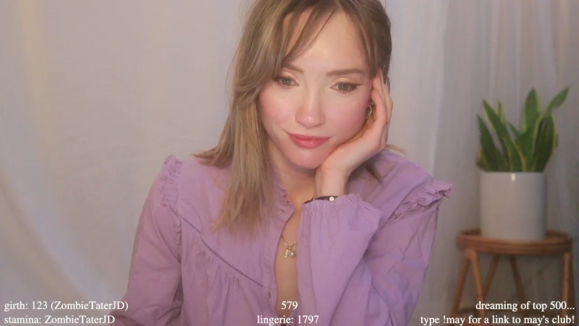 Gallery image thumbnail from coletteclaude's myfreecams stream on, 05/19/2025, 21:05 image 5 of 20