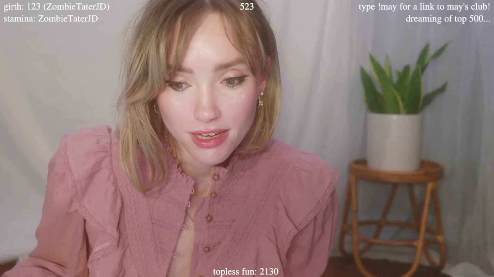 Gallery image thumbnail from coletteclaude's myfreecams stream on, 05/27/2025, 20:45 image 4 of 20