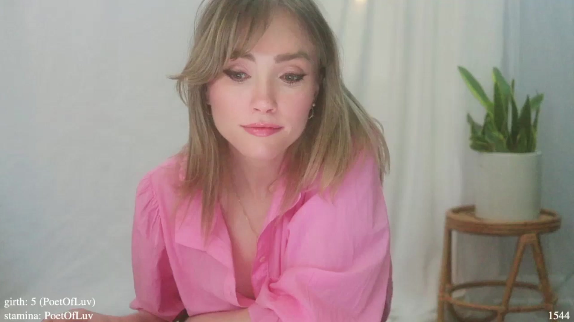 Gallery image thumbnail from coletteclaude's myfreecams stream on, 06/02/2025, 20:03 image 1 of 20