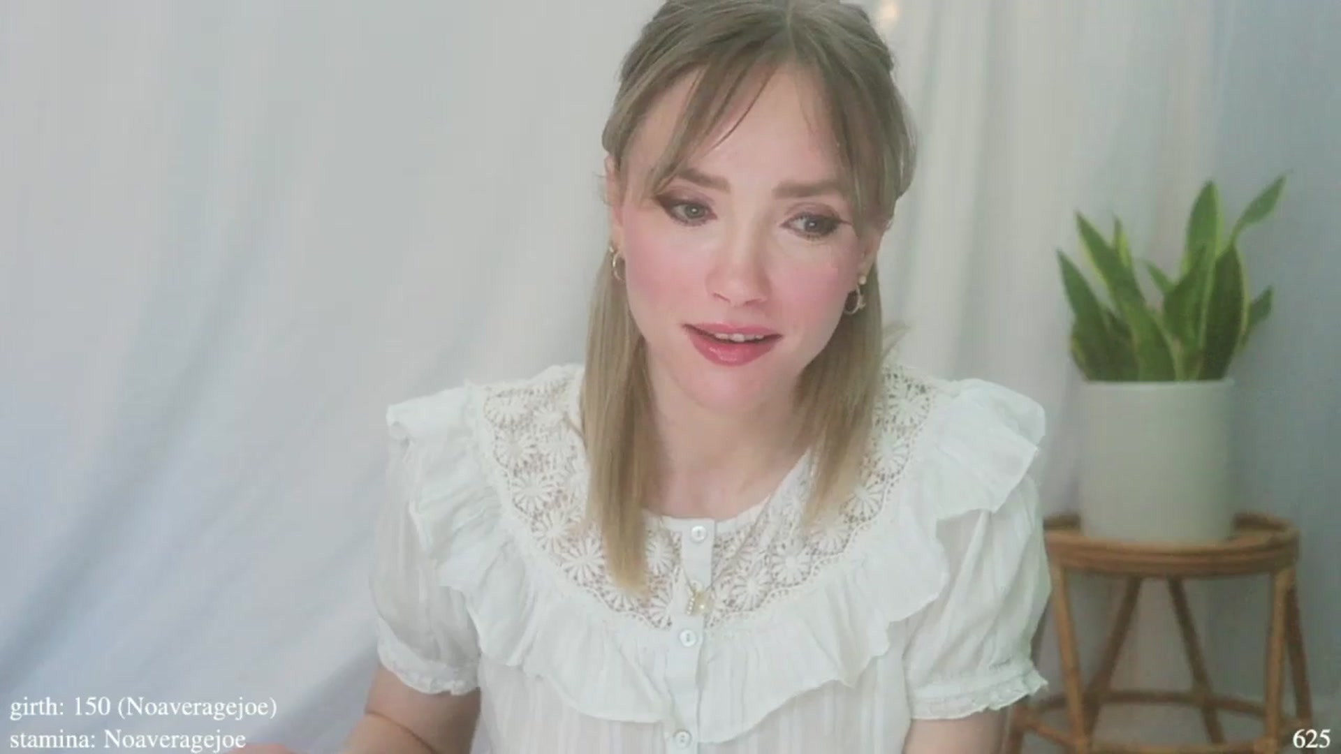 Gallery image thumbnail from coletteclaude's myfreecams stream on, 06/03/2025, 18:46 image 8 of 20