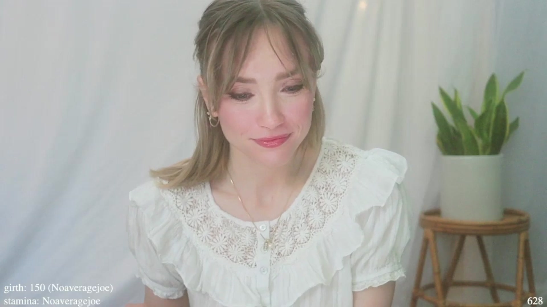 Gallery image thumbnail from coletteclaude's myfreecams stream on, 06/03/2025, 18:46 image 6 of 20
