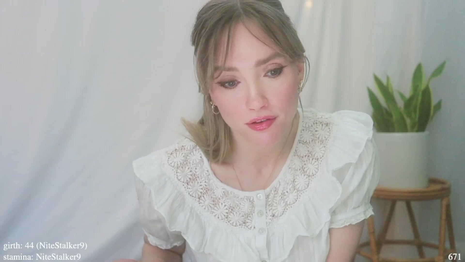 Gallery image thumbnail from coletteclaude's myfreecams stream on, 06/03/2025, 18:46 image 3 of 20