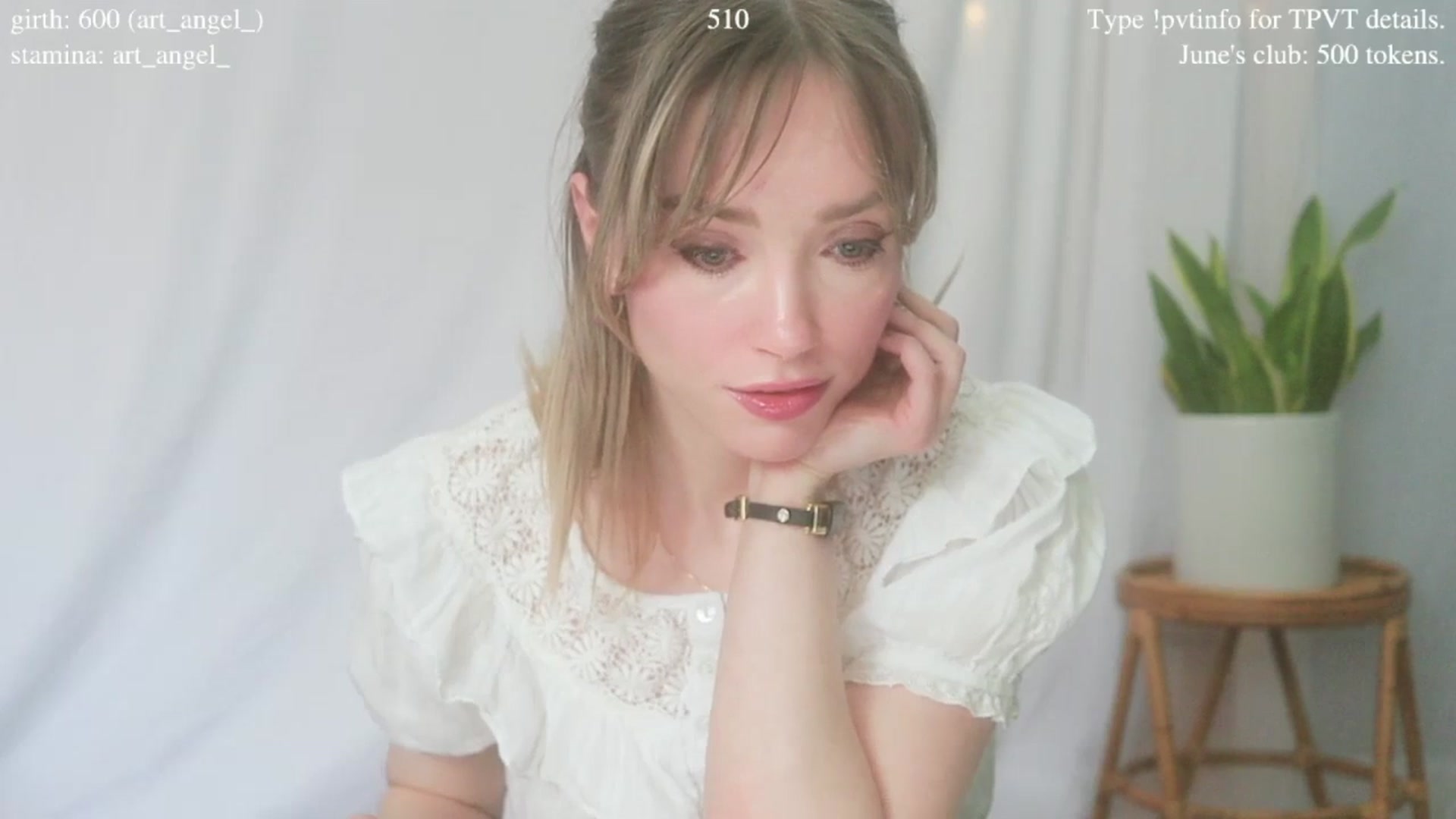 Gallery image thumbnail from coletteclaude's myfreecams stream on, 06/03/2025, 20:11 image 19 of 20