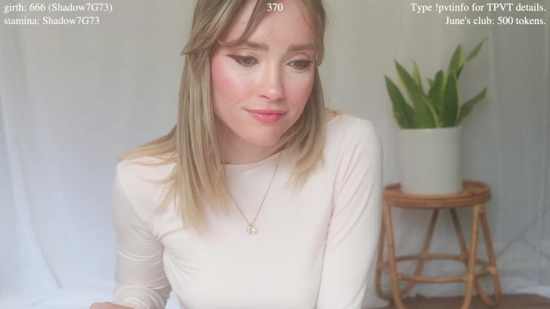Gallery image thumbnail from coletteclaude's myfreecams stream on, 06/04/2025, 20:33 image 15 of 20