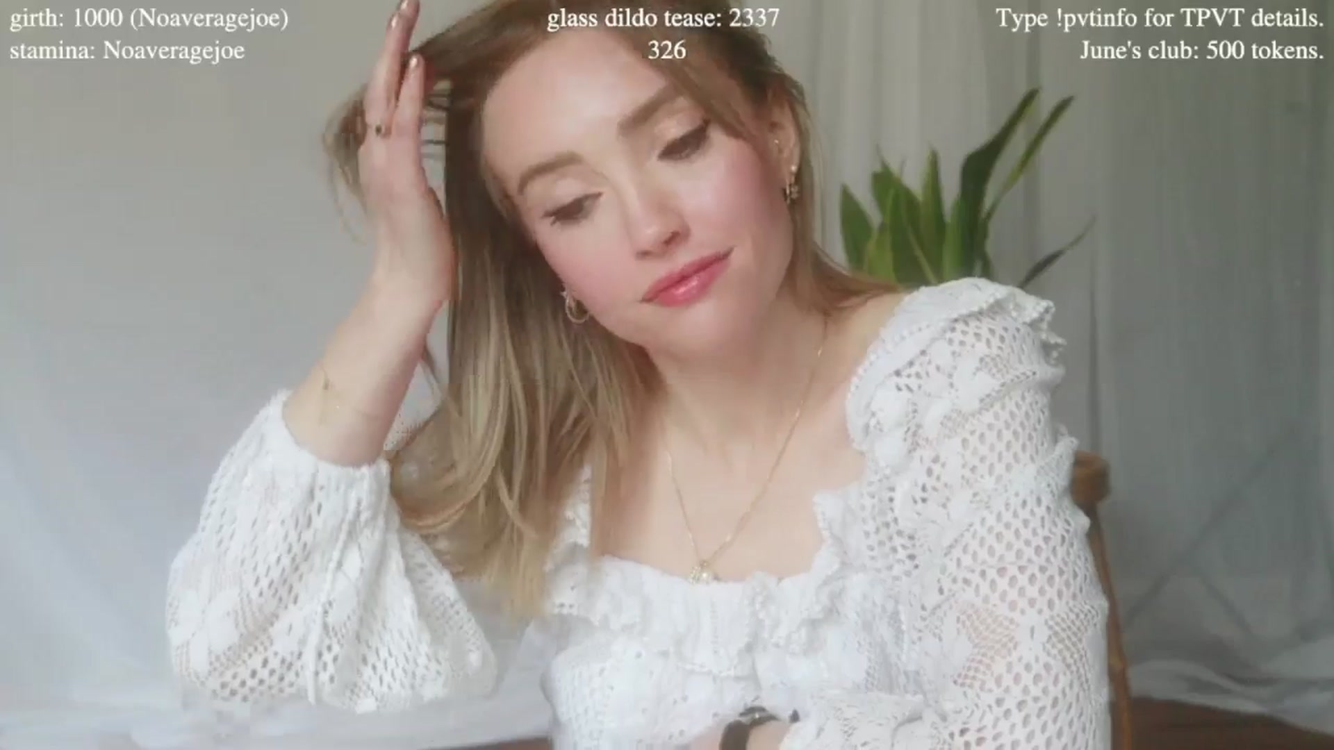 Gallery image thumbnail from coletteclaude's myfreecams stream on, 06/05/2025, 20:18 image 15 of 20