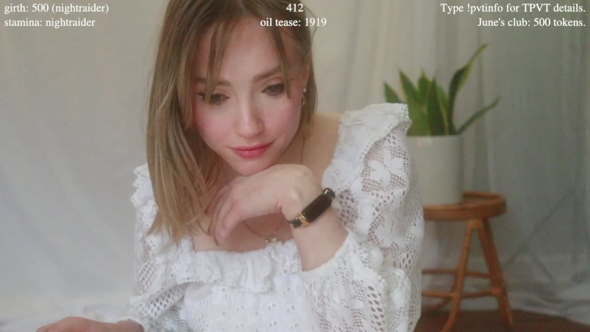 Gallery image thumbnail from coletteclaude's myfreecams stream on, 06/05/2025, 20:18 image 8 of 20