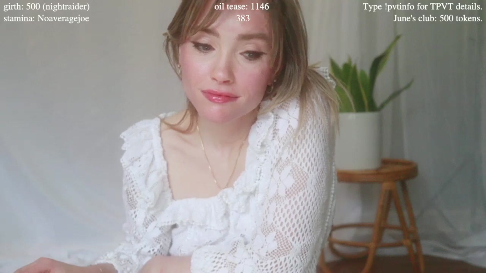 Gallery image thumbnail from coletteclaude's myfreecams stream on, 06/05/2025, 20:18 image 10 of 20