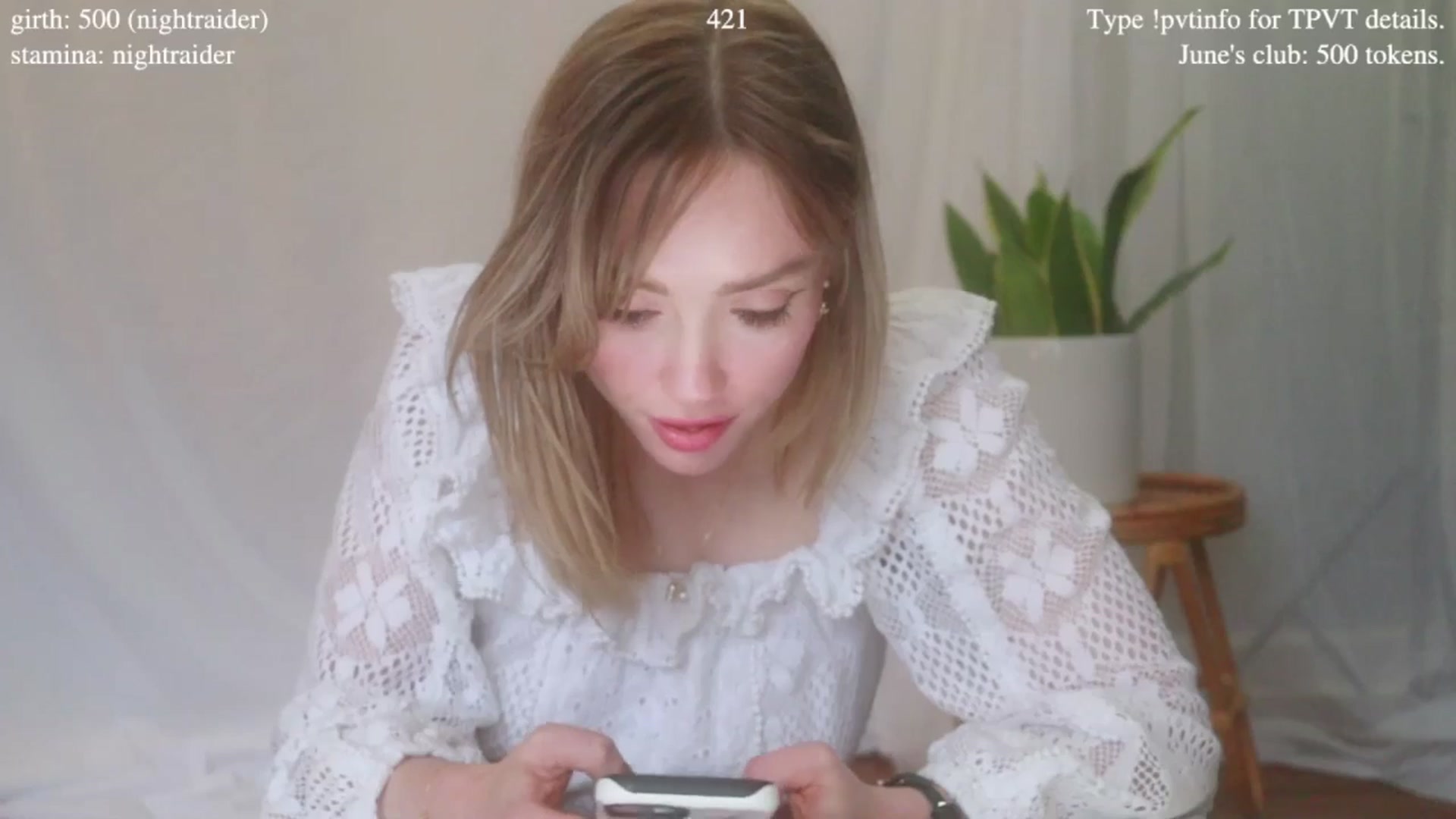 Gallery image thumbnail from coletteclaude's myfreecams stream on, 06/05/2025, 20:18 image 2 of 20