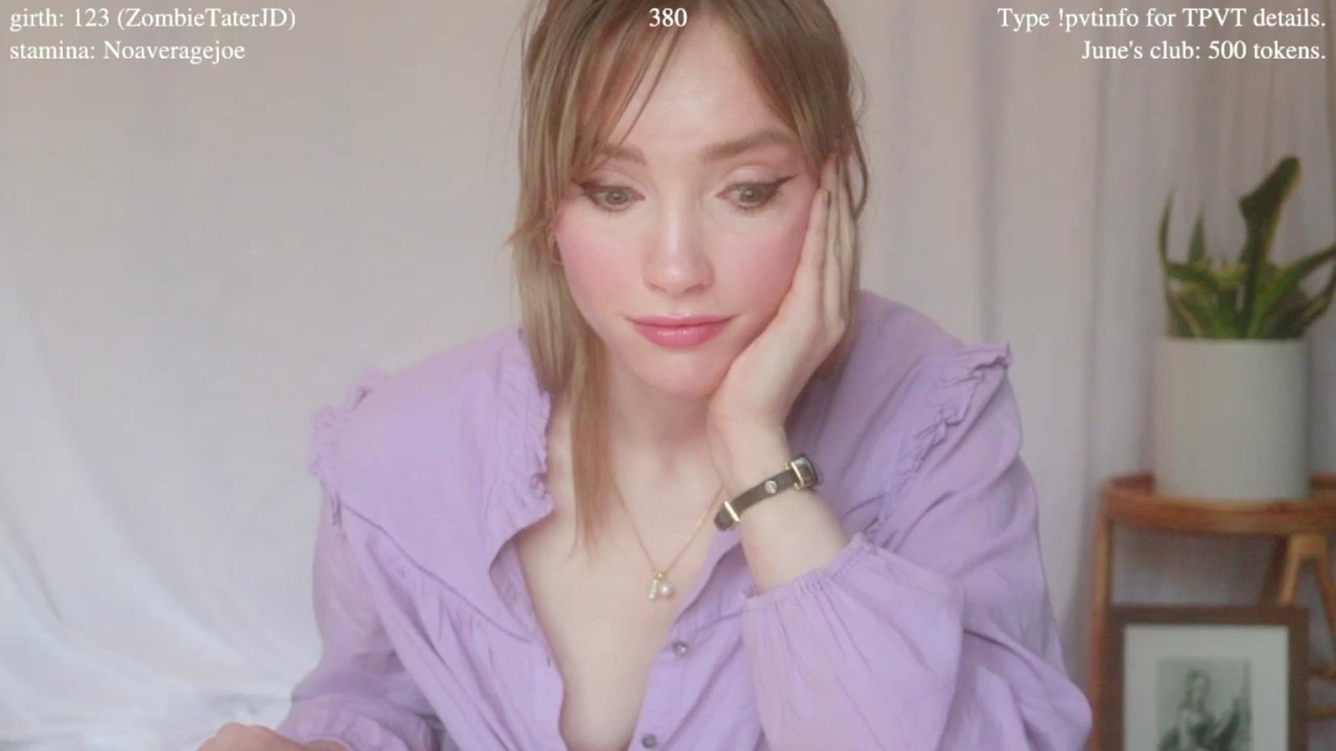 Gallery image thumbnail from coletteclaude's myfreecams stream on, 06/06/2025, 20:30 image 6 of 20