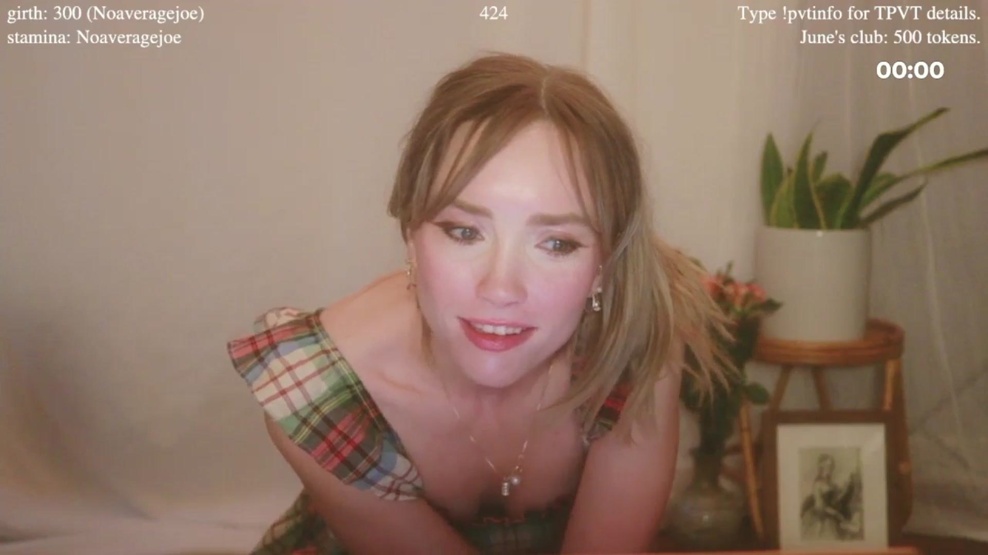 Gallery image thumbnail from coletteclaude's myfreecams stream on, 06/08/2025, 02:08 image 12 of 20