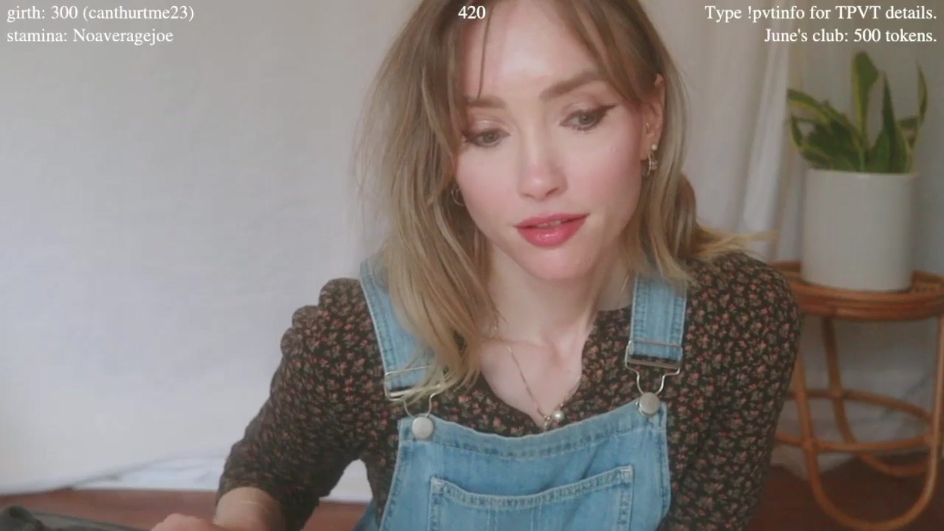 Gallery image thumbnail from coletteclaude's myfreecams stream on, 06/09/2025, 20:31 image 17 of 20