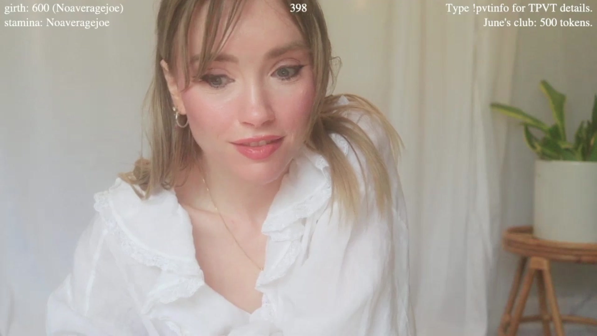 Gallery image thumbnail from coletteclaude's myfreecams stream on, 06/13/2025, 20:12 image 12 of 20