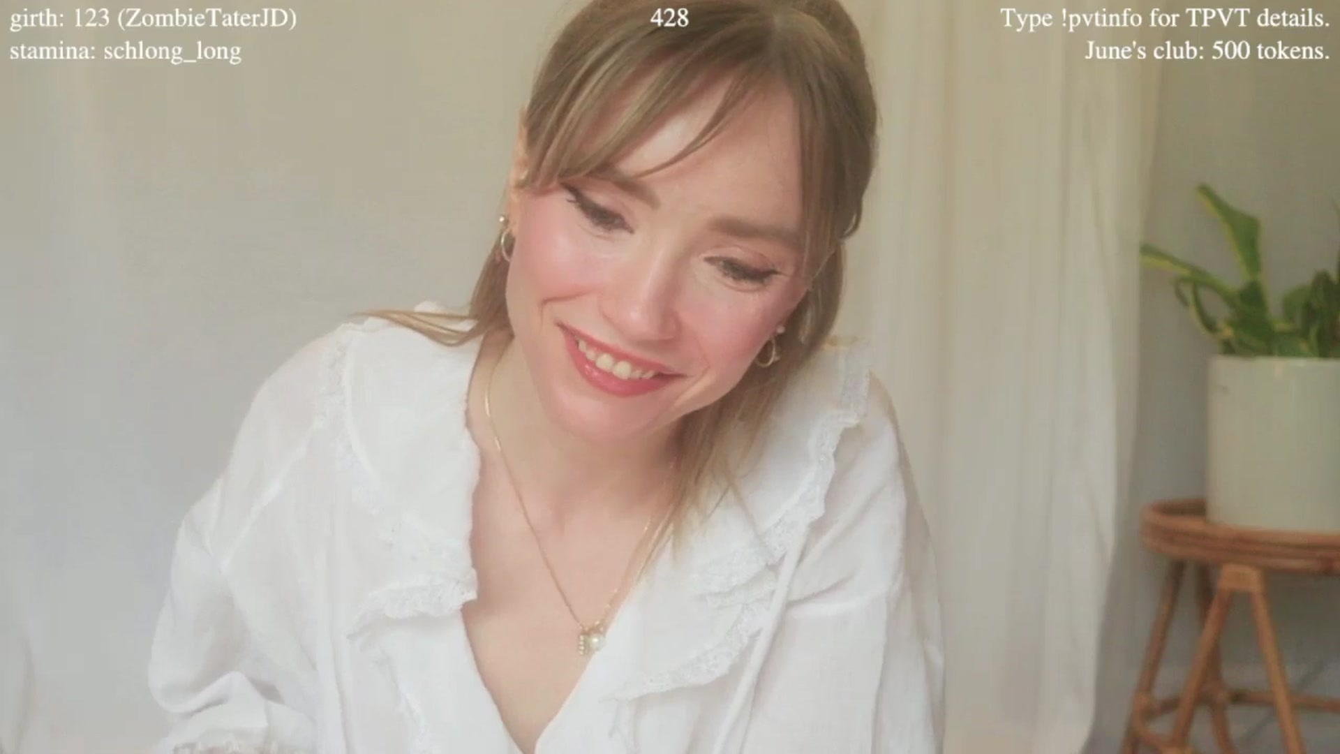 Gallery image thumbnail from coletteclaude's myfreecams stream on, 06/13/2025, 20:12 image 4 of 20