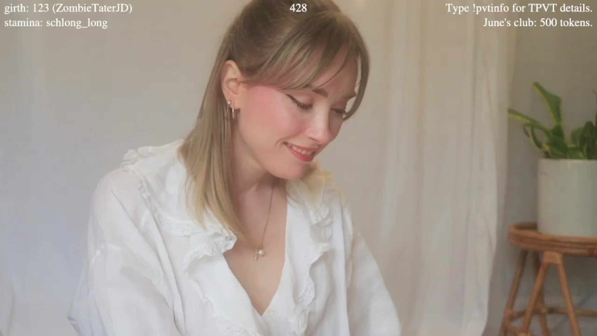 Gallery image thumbnail from coletteclaude's myfreecams stream on, 06/13/2025, 20:12 image 3 of 20