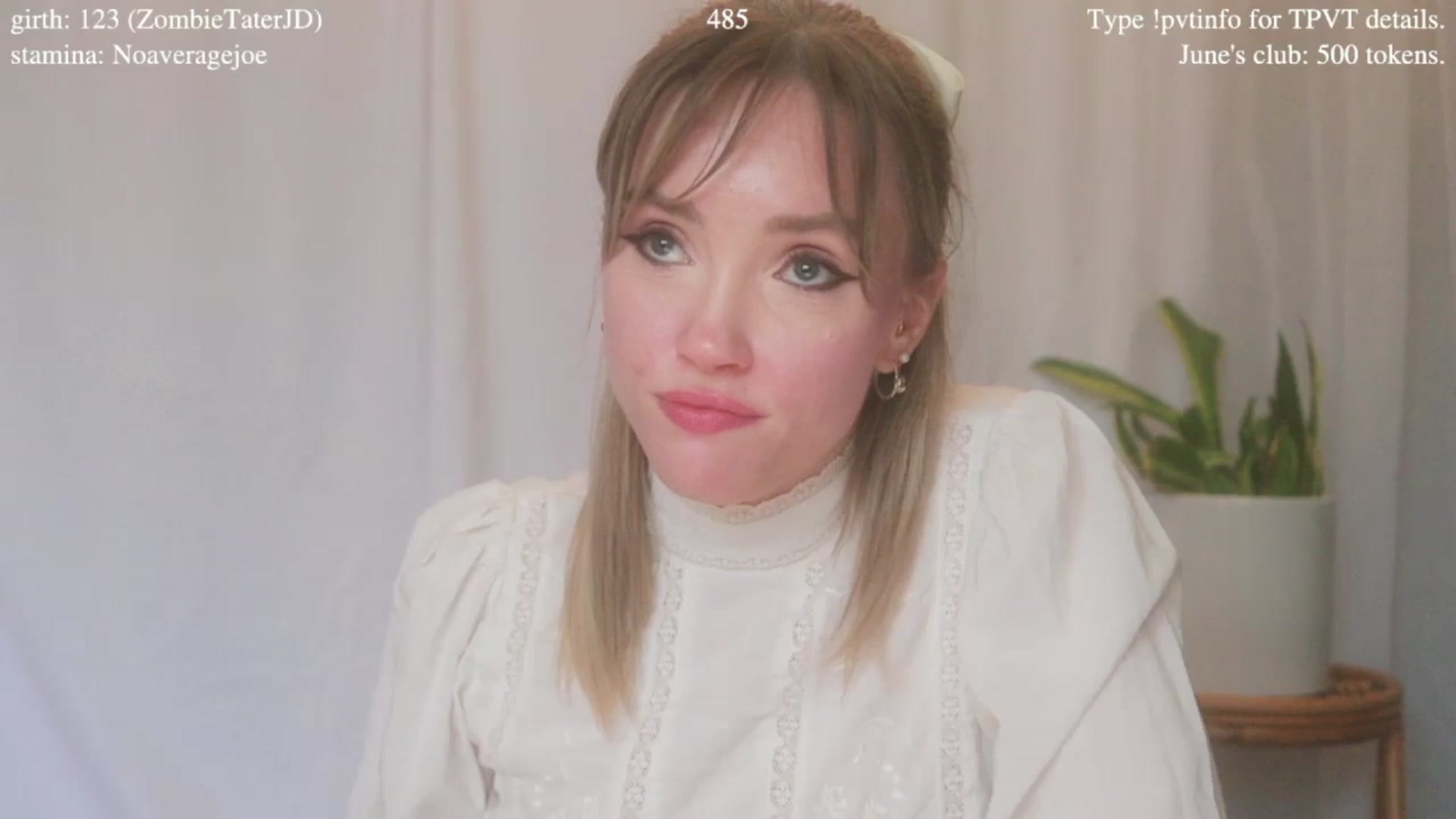 Gallery image thumbnail from coletteclaude's myfreecams stream on, 06/16/2025, 21:06 image 7 of 20