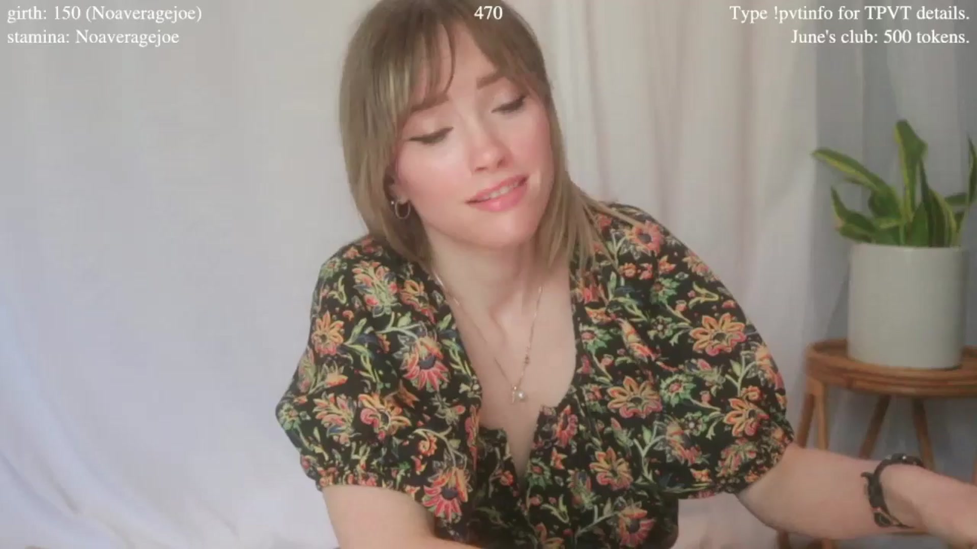 Gallery image thumbnail from coletteclaude's myfreecams stream on, 06/19/2025, 19:14 image 5 of 20