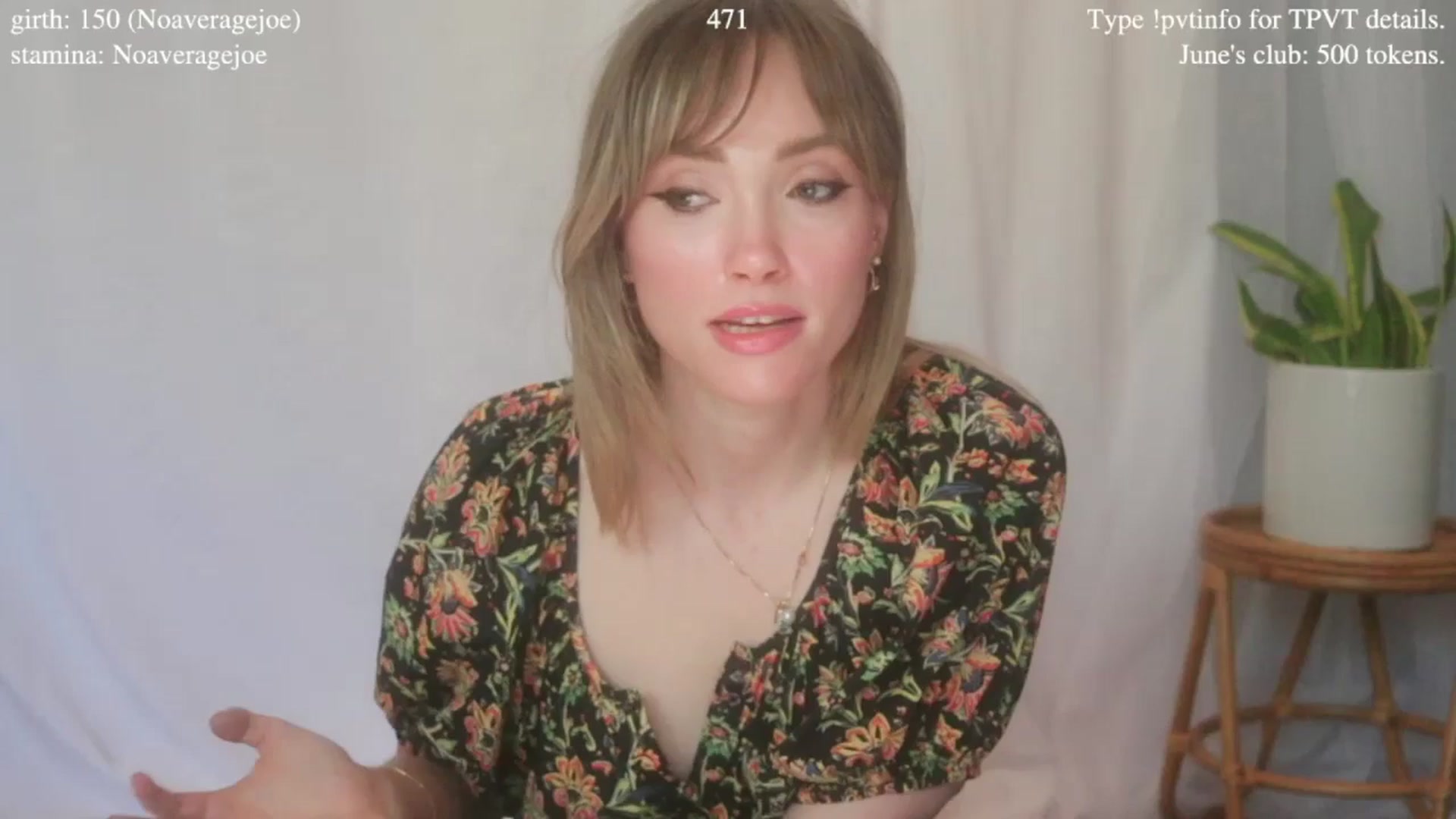 Gallery image thumbnail from coletteclaude's myfreecams stream on, 06/19/2025, 19:14 image 3 of 20