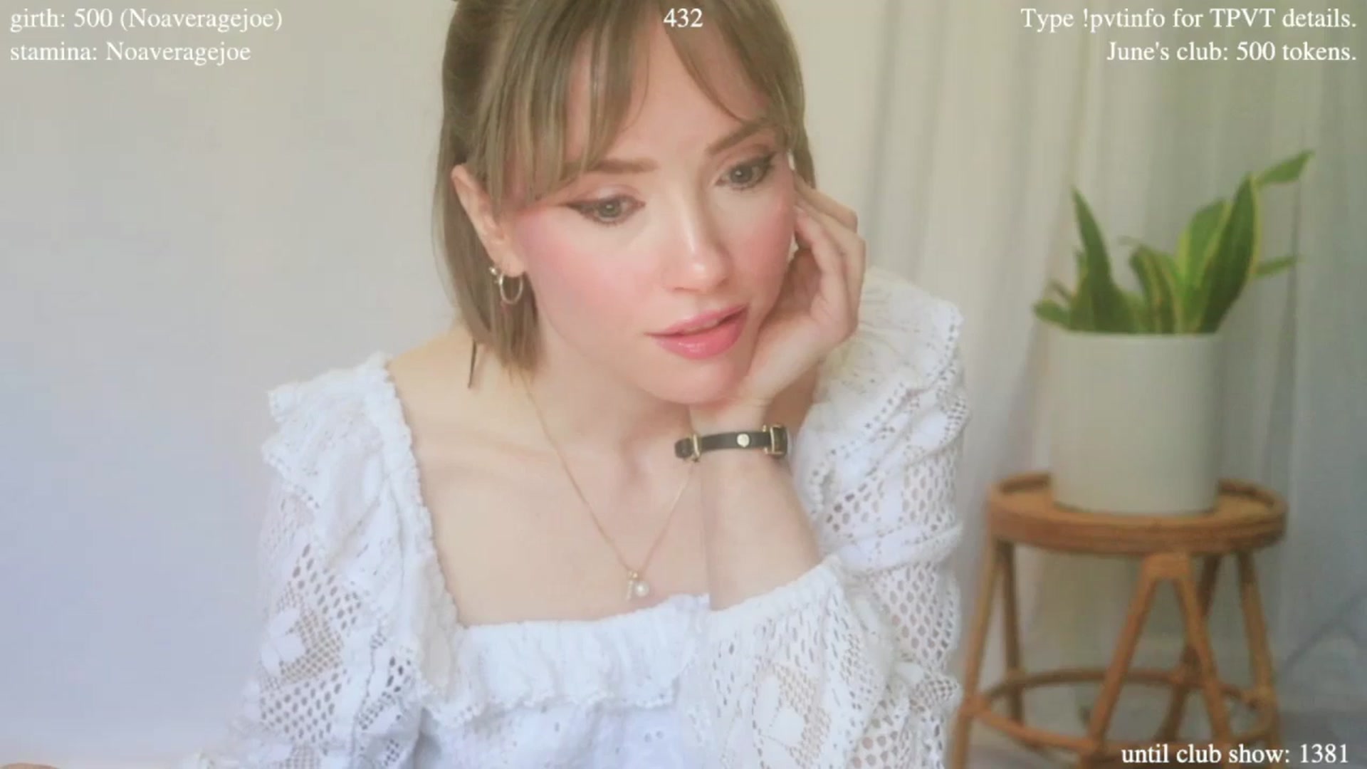 Gallery image thumbnail from coletteclaude's myfreecams stream on, 06/20/2025, 19:37 image 15 of 20