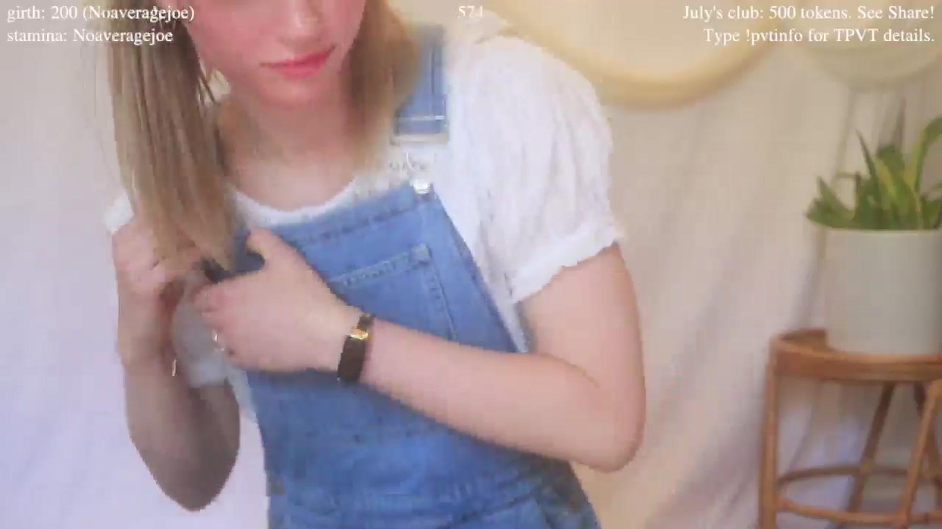 Gallery image thumbnail from coletteclaude's myfreecams stream on, 07/04/2025, 21:02 image 3 of 20