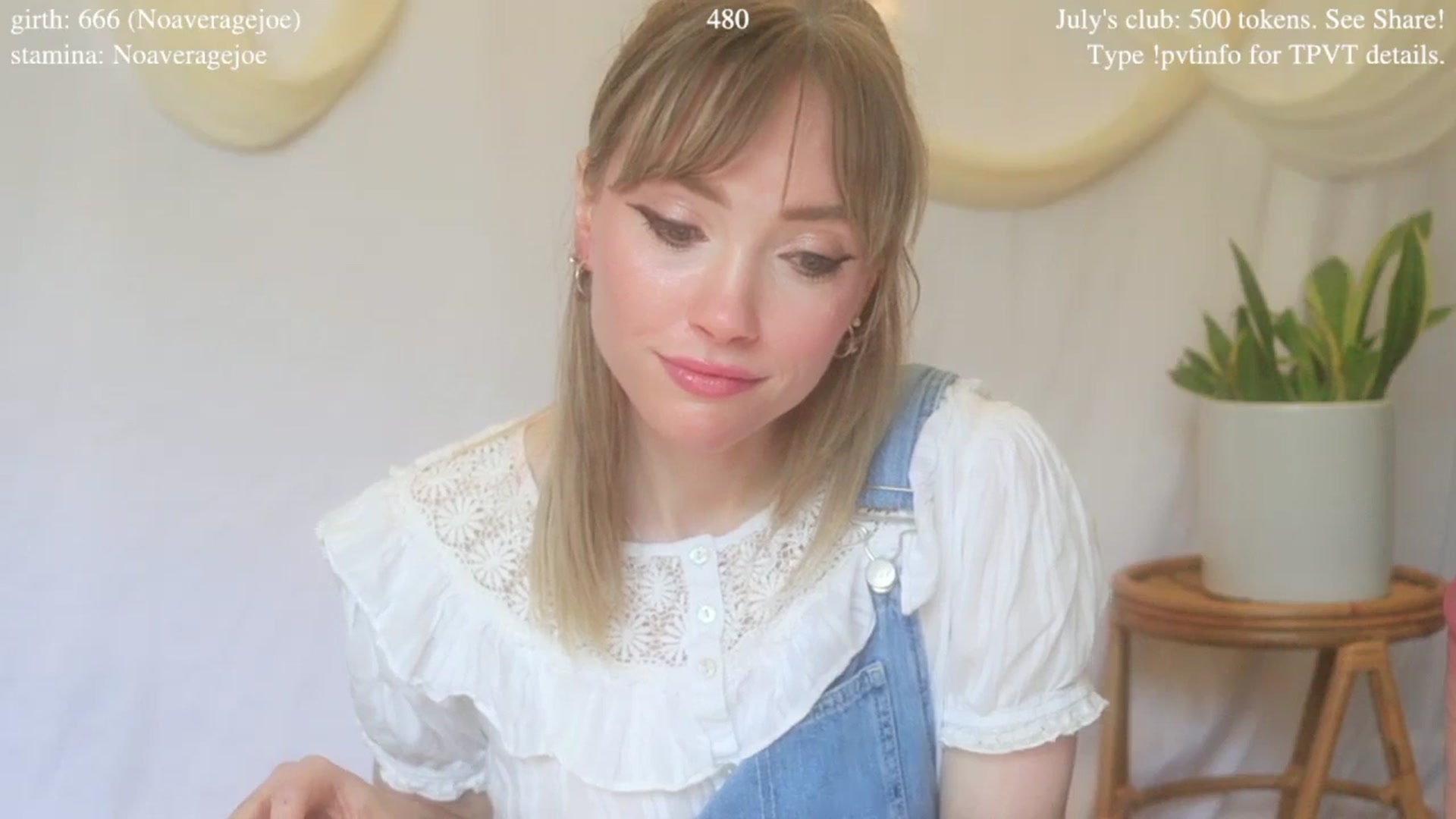 Gallery image thumbnail from coletteclaude's myfreecams stream on, 07/04/2025, 21:02 image 13 of 20