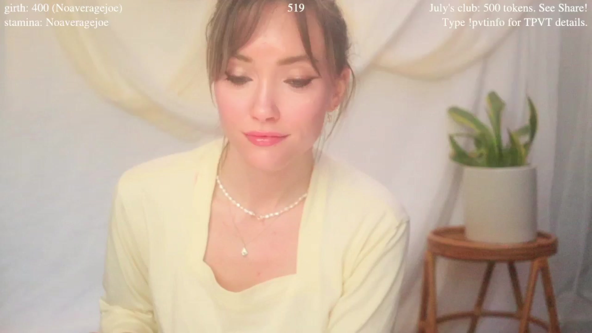 Gallery image thumbnail from coletteclaude's myfreecams stream on, 07/21/2025, 20:53 image 9 of 20