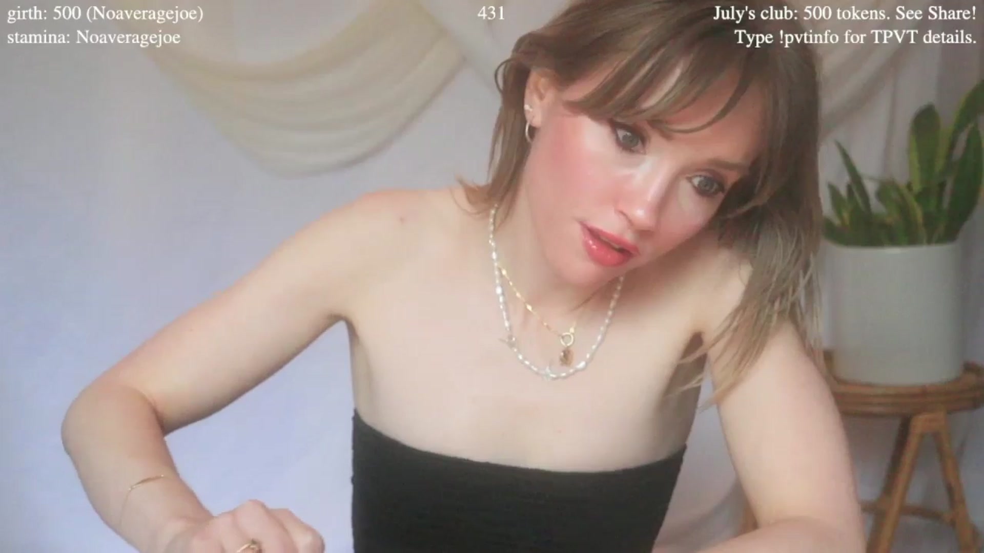 Gallery image thumbnail from coletteclaude's myfreecams stream on, 07/25/2025, 20:42 image 15 of 20