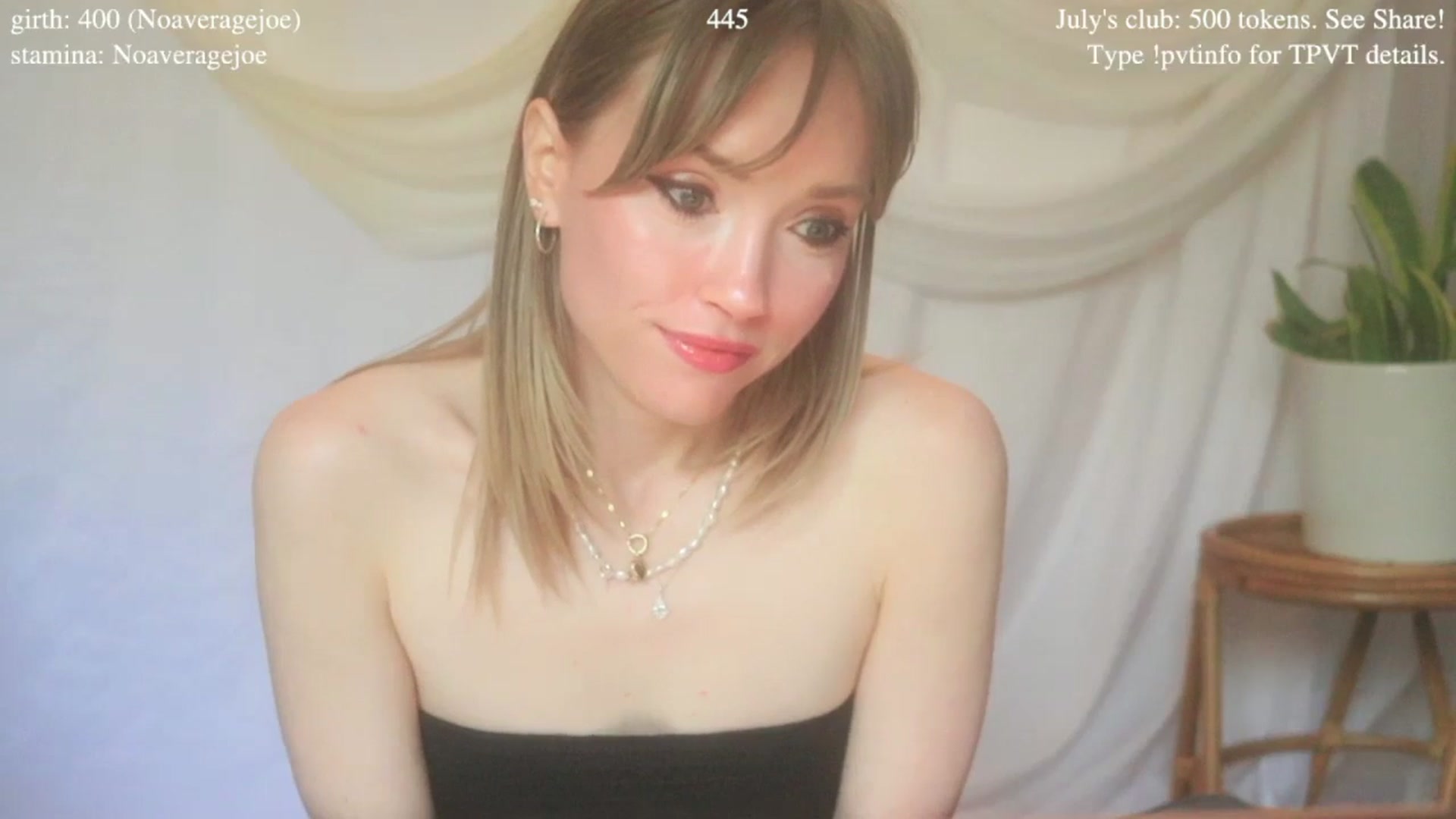 Gallery image thumbnail from coletteclaude's myfreecams stream on, 07/25/2025, 20:42 image 10 of 20