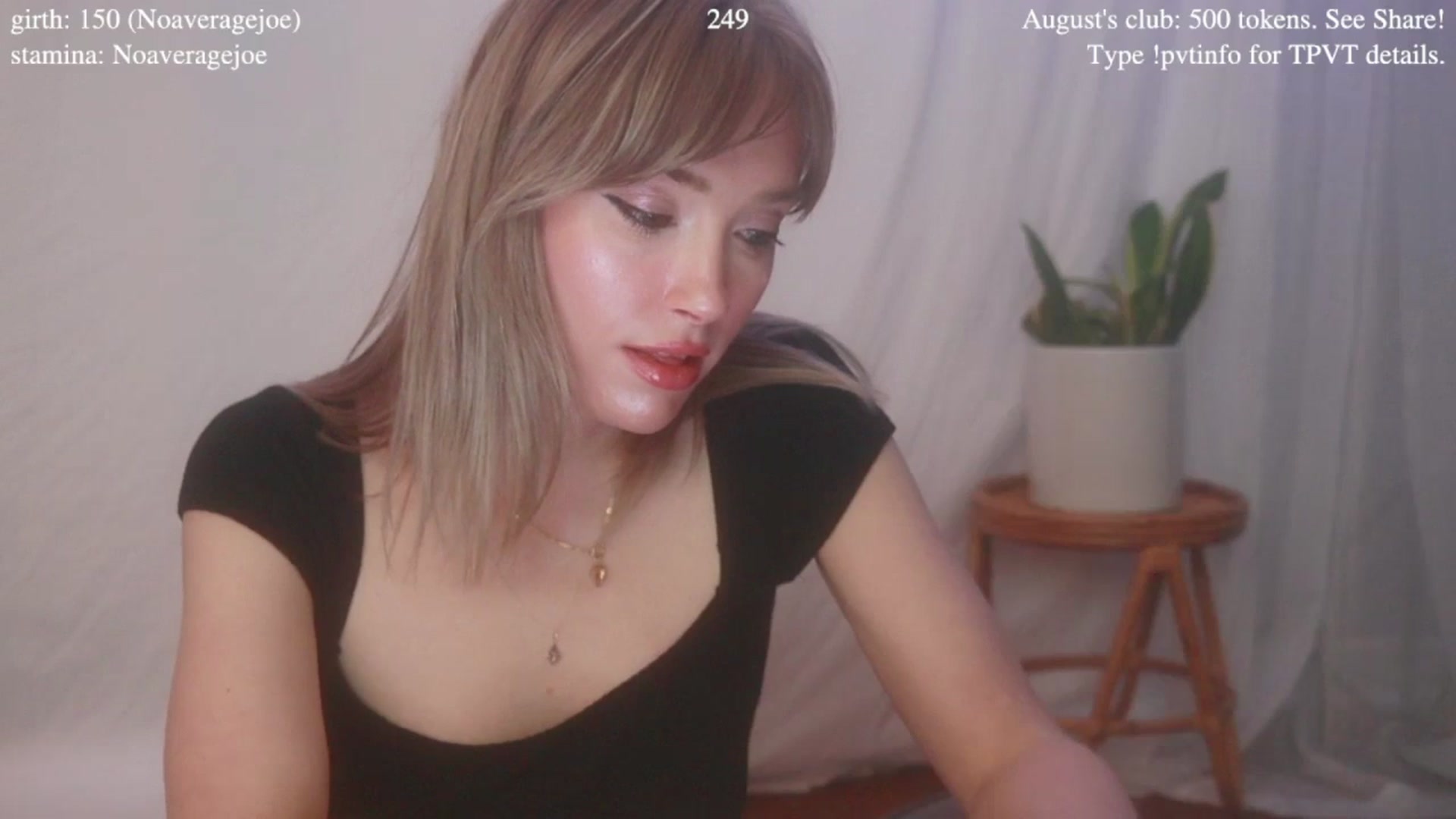Gallery image thumbnail from coletteclaude's myfreecams stream on, 08/18/2025, 20:50 image 9 of 20