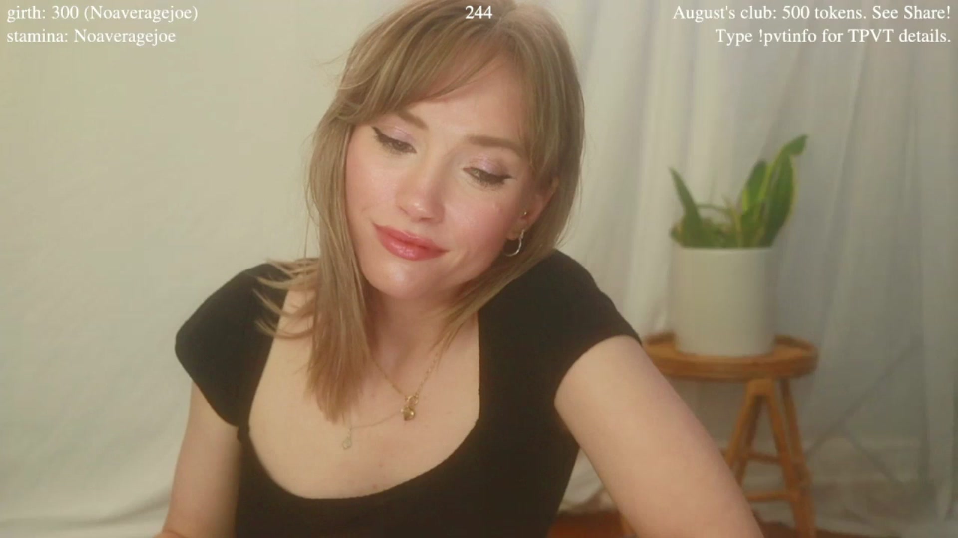 Gallery image thumbnail from coletteclaude's myfreecams stream on, 08/18/2025, 20:50 image 16 of 20