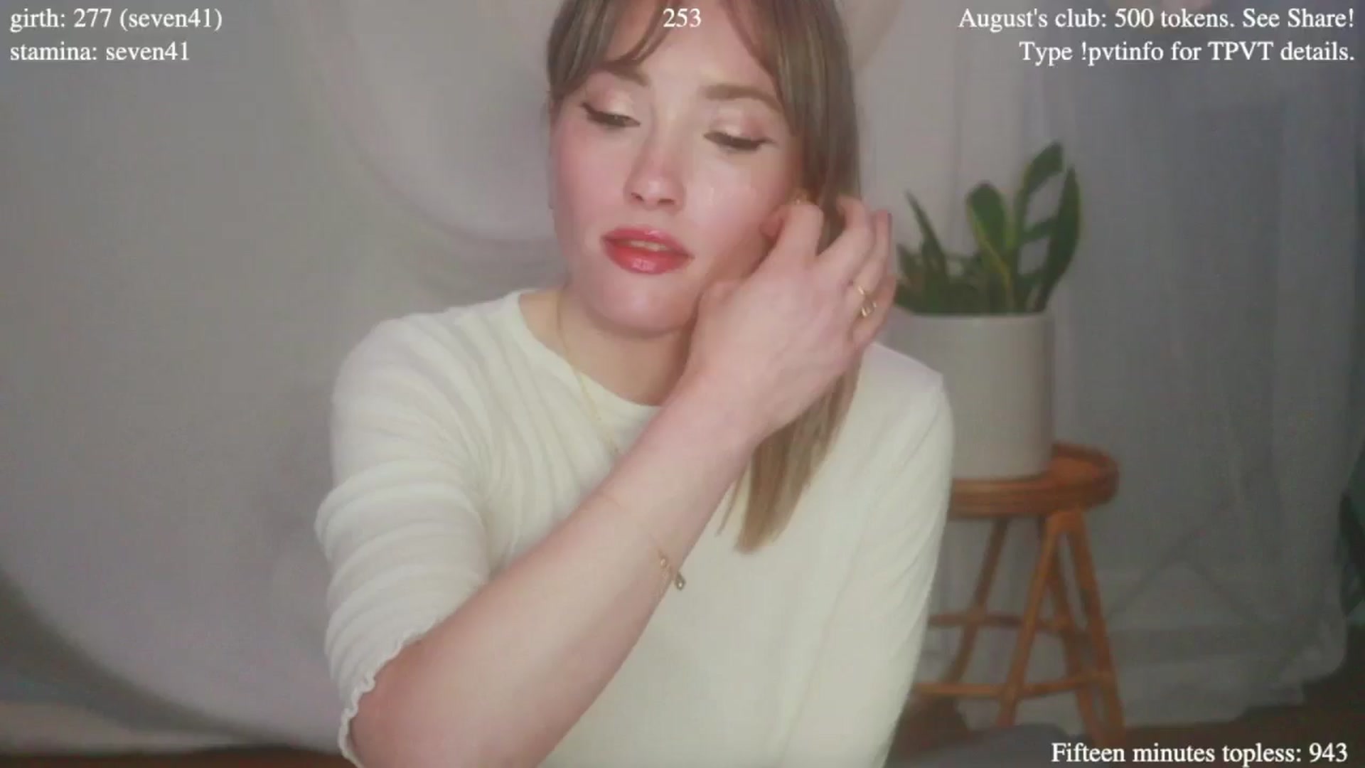 Gallery image thumbnail from coletteclaude's myfreecams stream on, 08/19/2025, 21:01 image 15 of 20