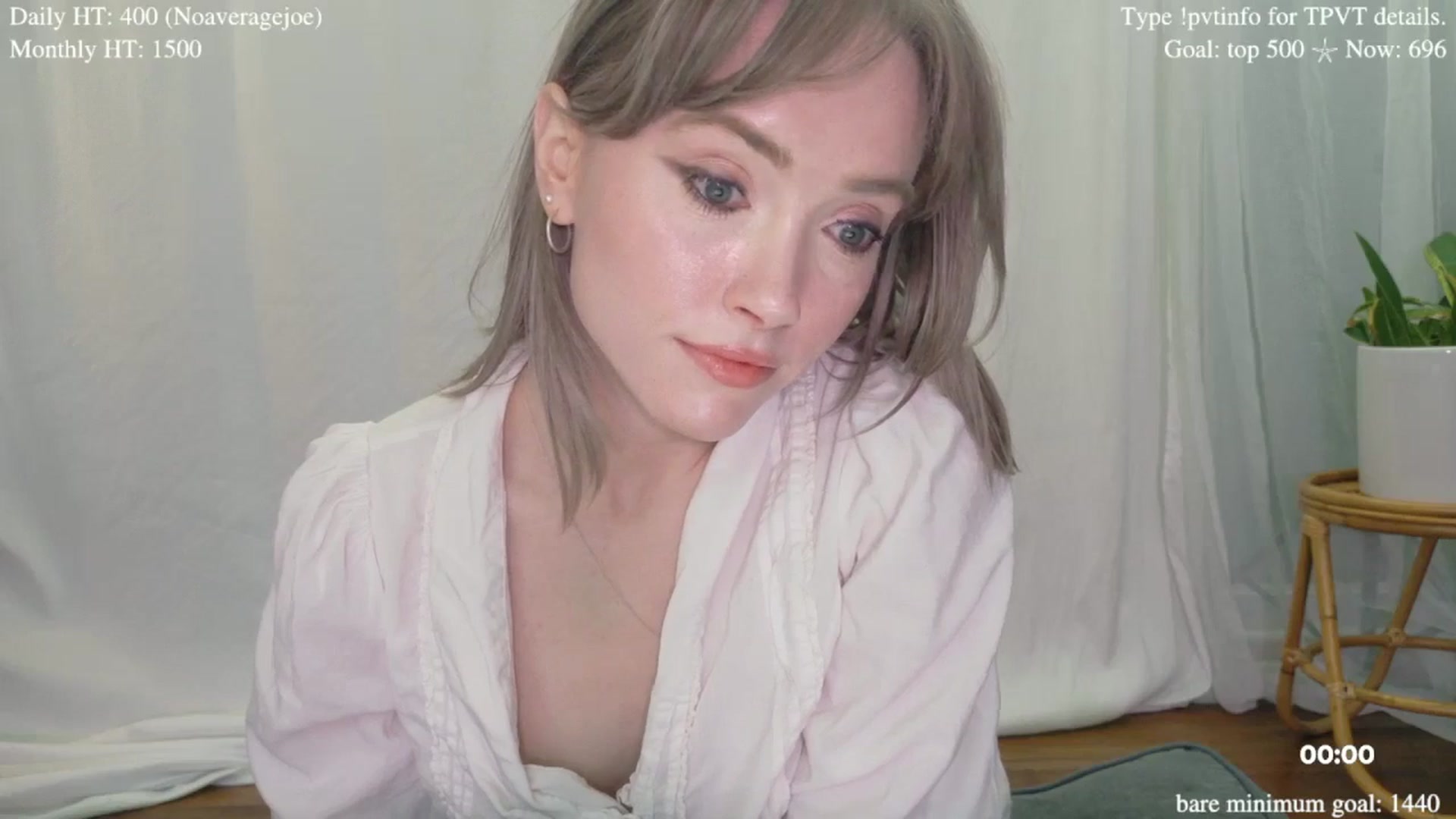 Gallery image thumbnail from coletteclaude's myfreecams stream on, 09/16/2025, 20:08 image 6 of 20