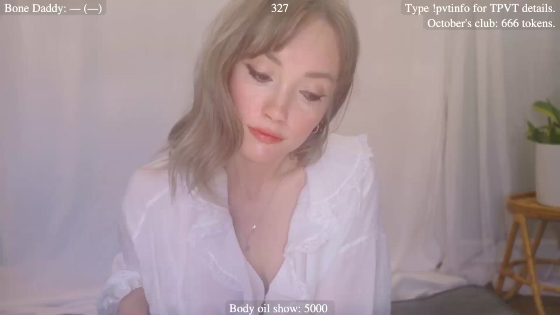 Gallery image thumbnail from coletteclaude's myfreecams stream on, 10/03/2025, 16:42 image 10 of 20