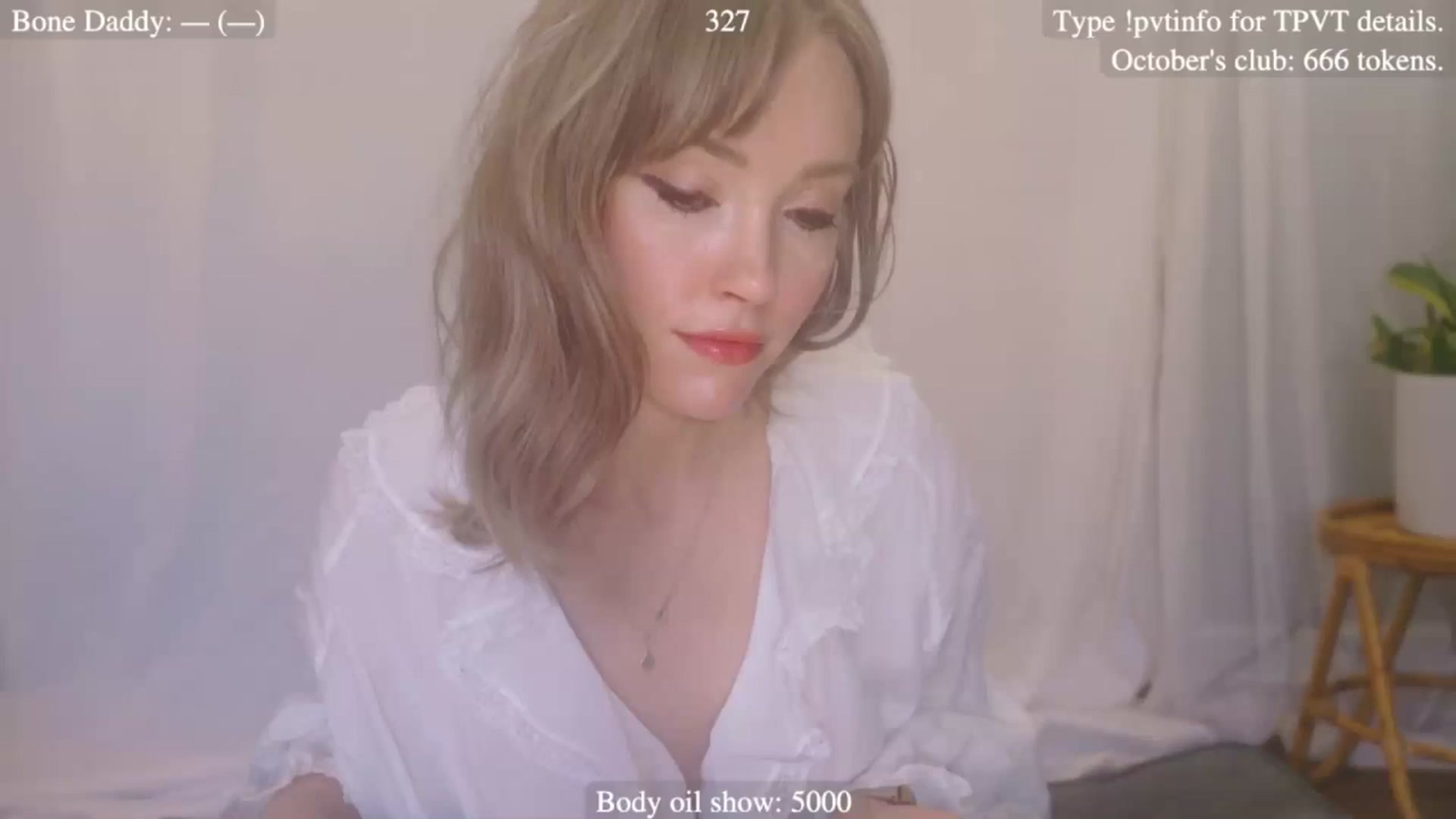 Gallery image thumbnail from coletteclaude's myfreecams stream on, 10/03/2025, 16:42 image 14 of 20