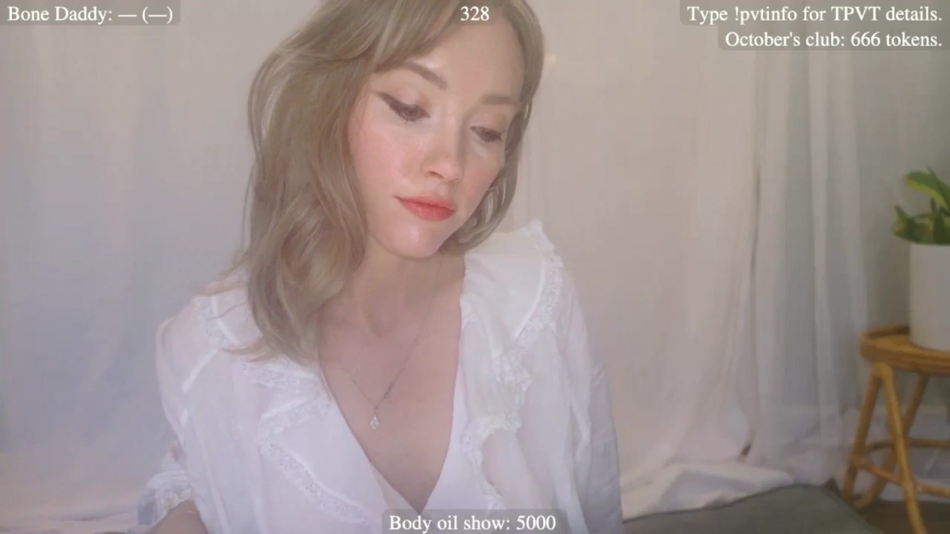 Gallery image thumbnail from coletteclaude's myfreecams stream on, 10/03/2025, 16:42 image 19 of 20