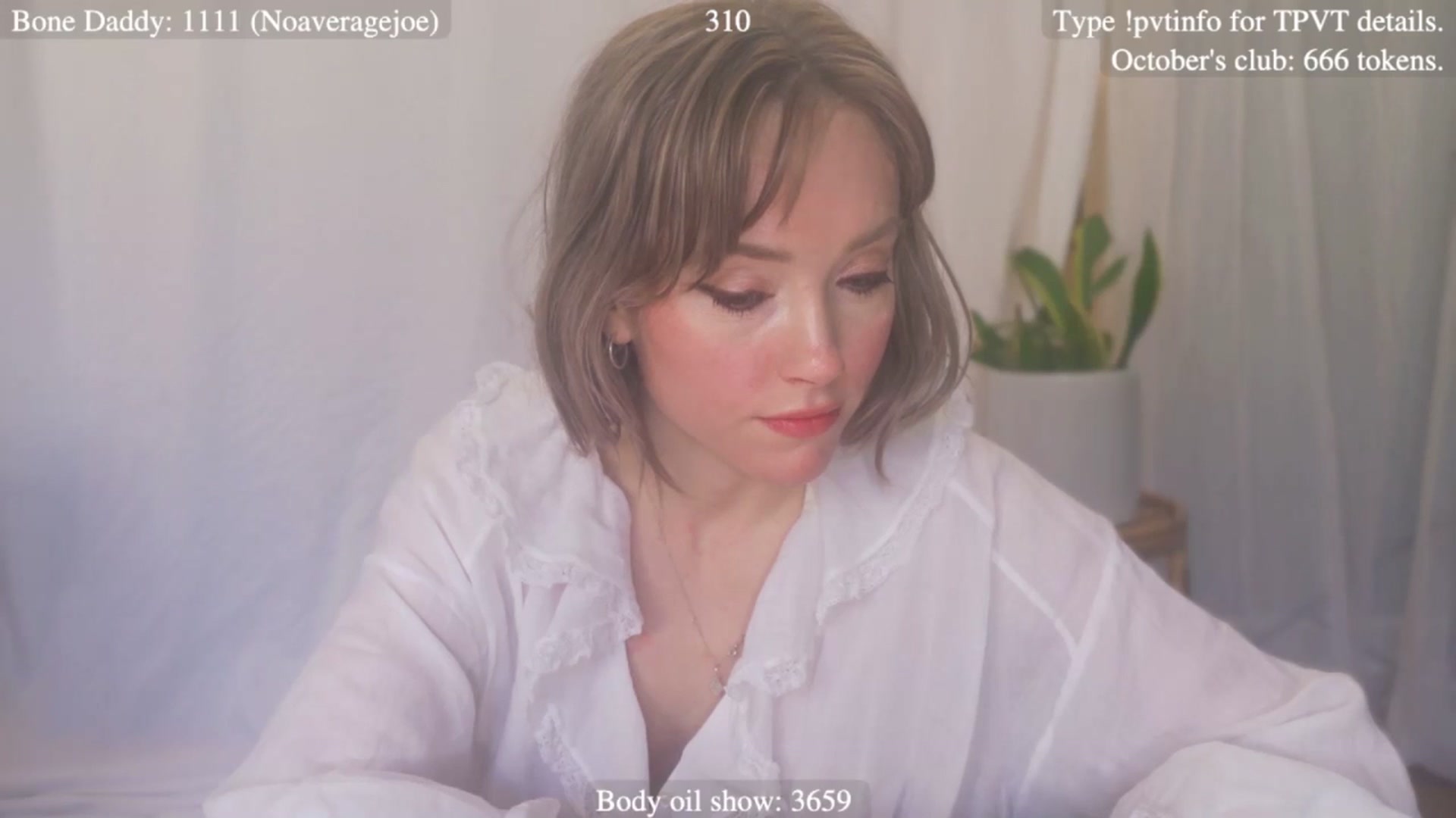 Gallery image thumbnail from coletteclaude's myfreecams stream on, 10/03/2025, 21:04 image 14 of 20