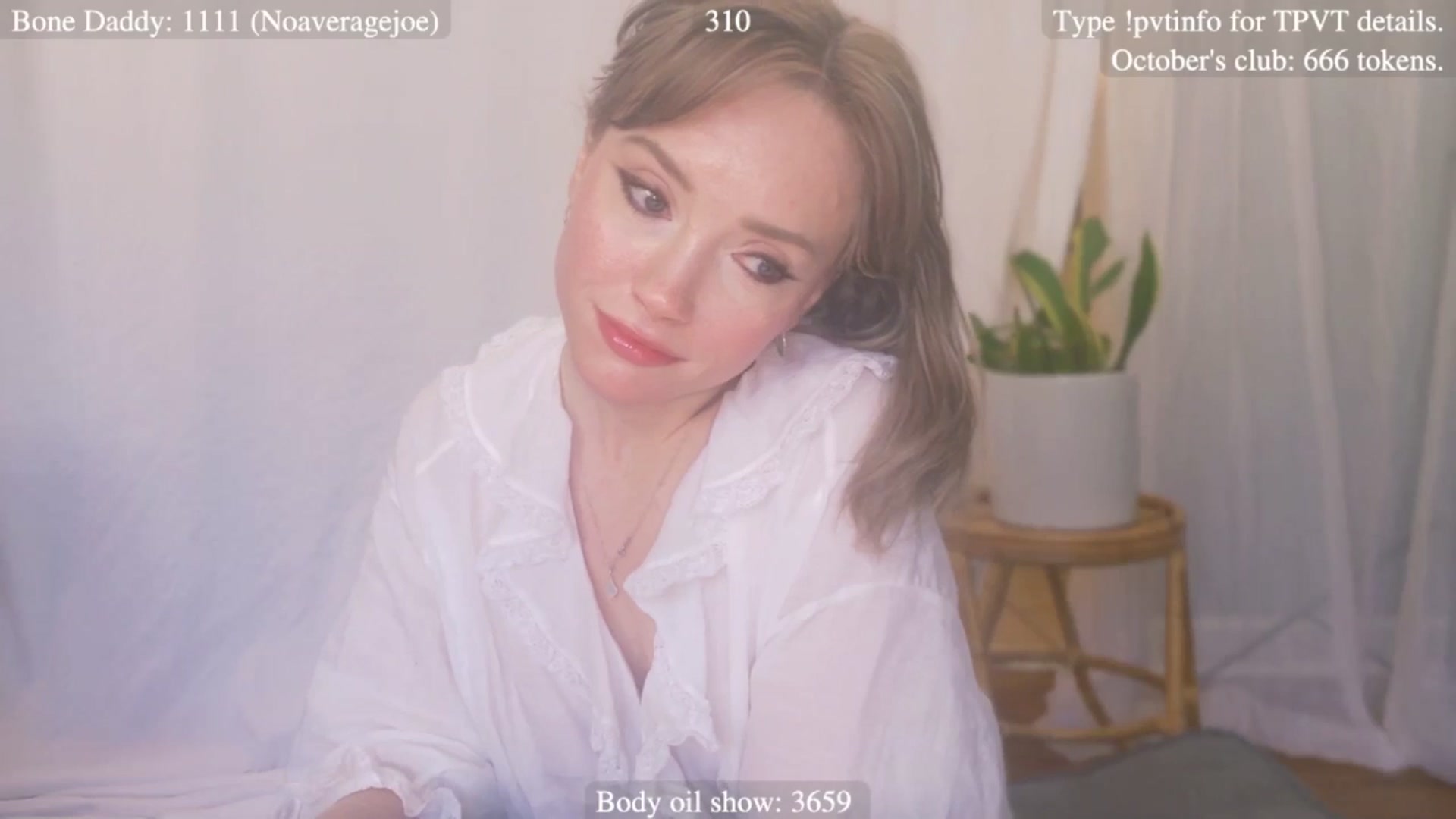 Gallery image thumbnail from coletteclaude's myfreecams stream on, 10/03/2025, 21:04 image 12 of 20