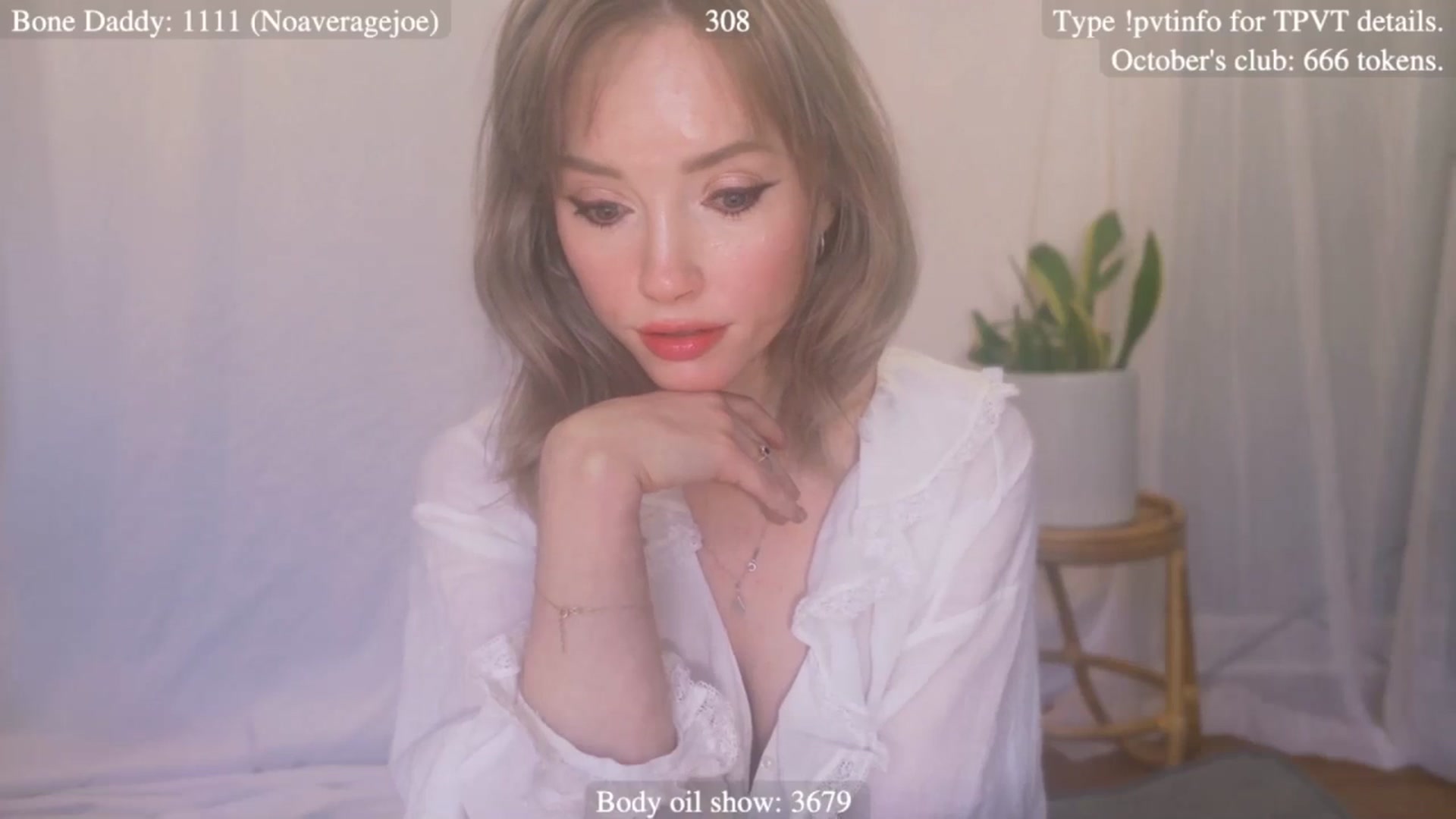 Gallery image thumbnail from coletteclaude's myfreecams stream on, 10/03/2025, 21:04 image 8 of 20