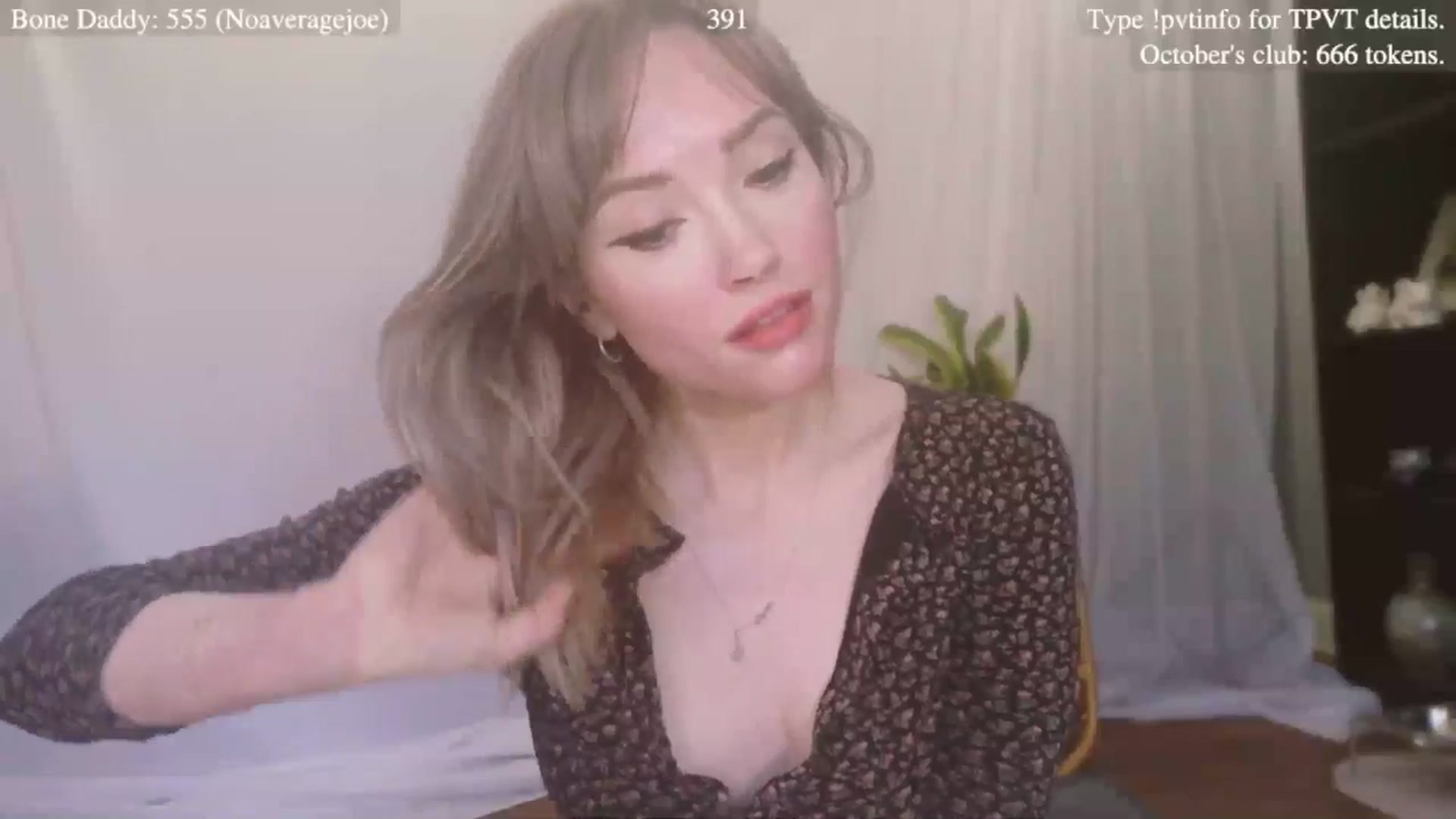 Gallery image thumbnail from coletteclaude's myfreecams stream on, 10/09/2025, 19:31 image 19 of 20