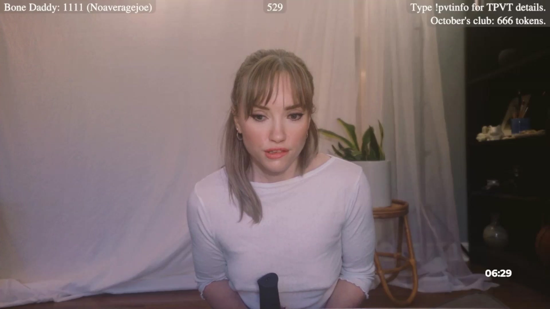 Gallery image thumbnail from coletteclaude's myfreecams stream on, 10/14/2025, 19:33 image 7 of 20