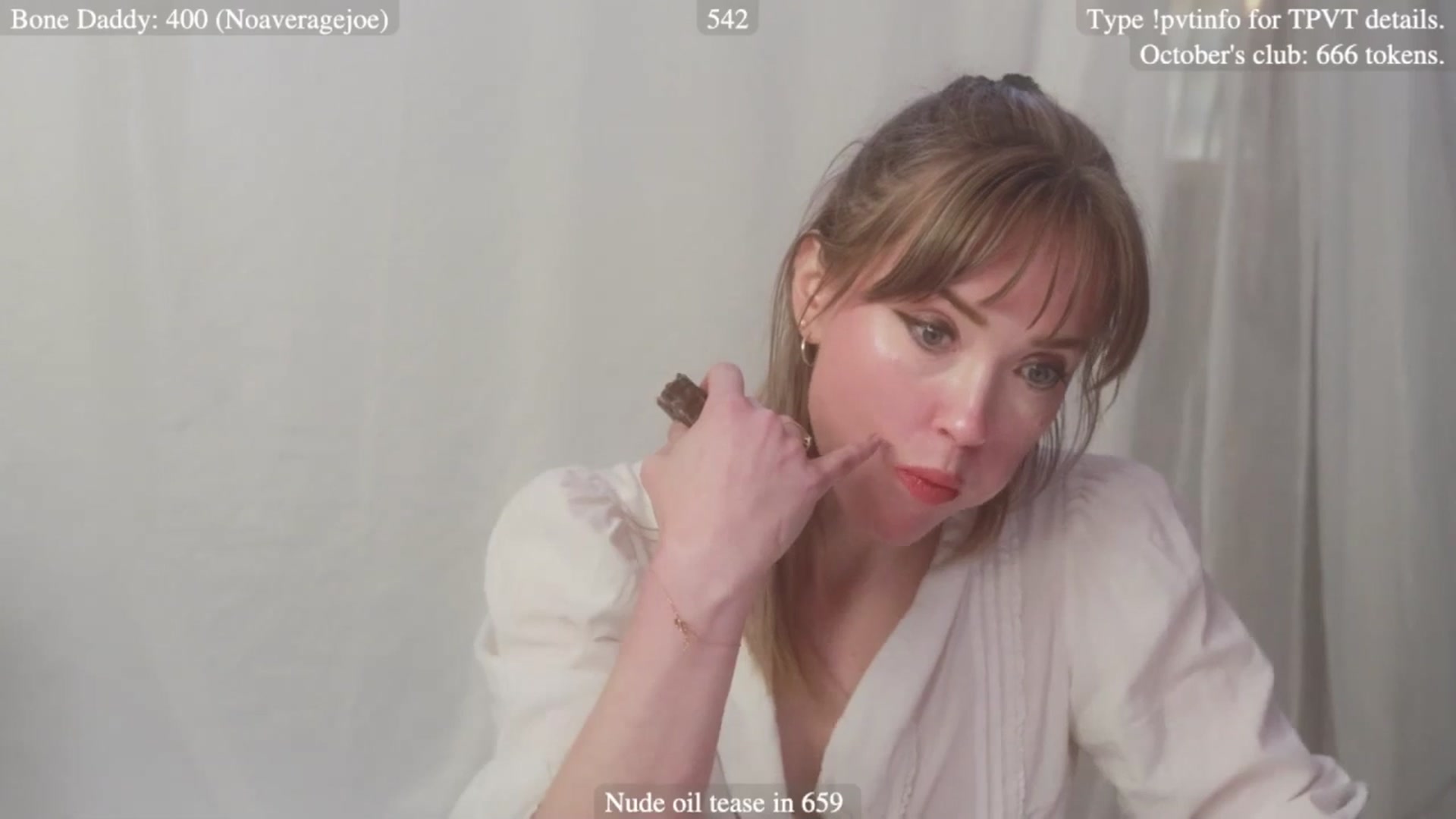 Gallery image thumbnail from coletteclaude's myfreecams stream on, 10/16/2025, 21:02 image 18 of 20