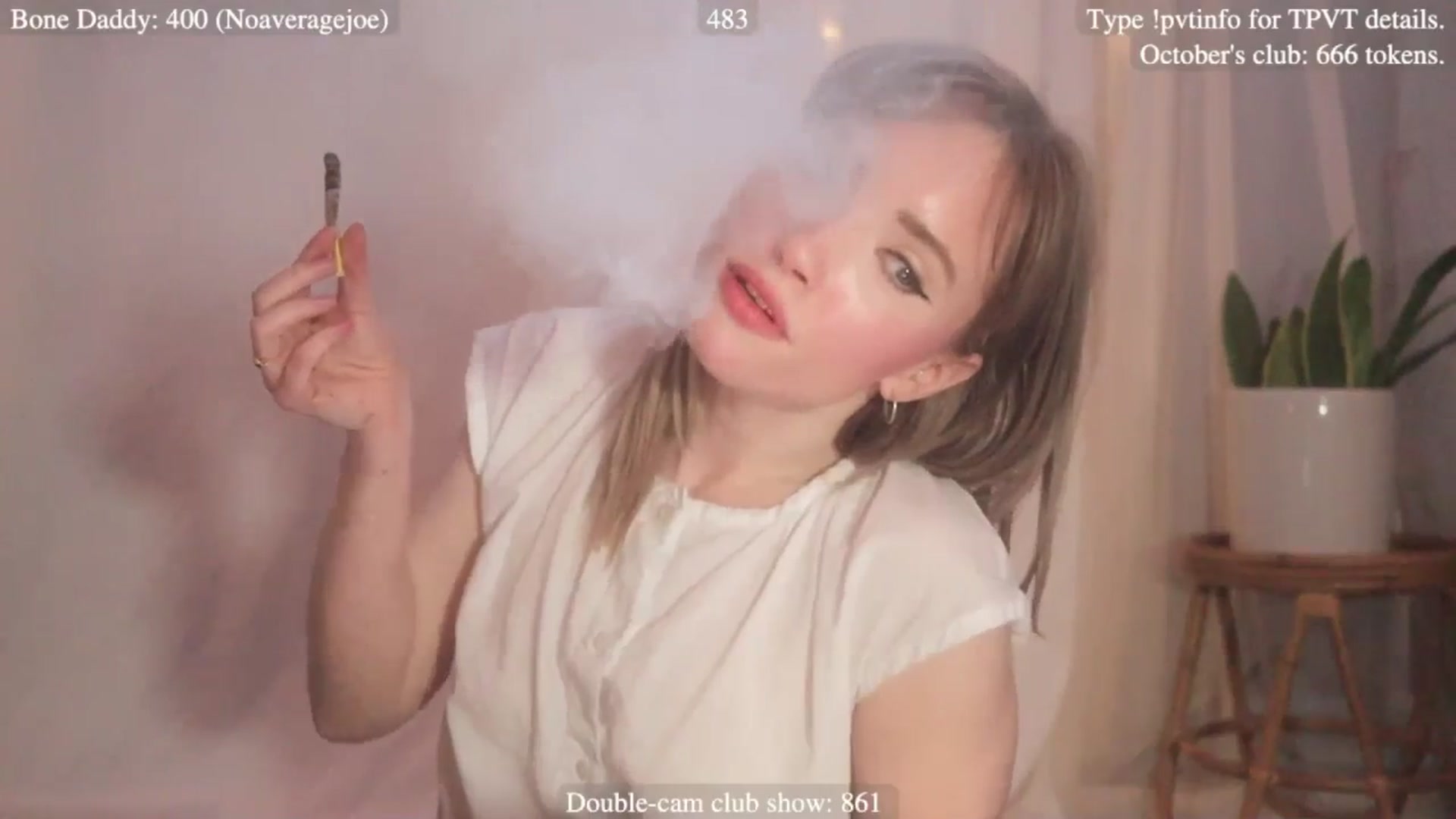 Gallery image thumbnail from coletteclaude's myfreecams stream on, 10/19/2025, 02:23 image 9 of 20
