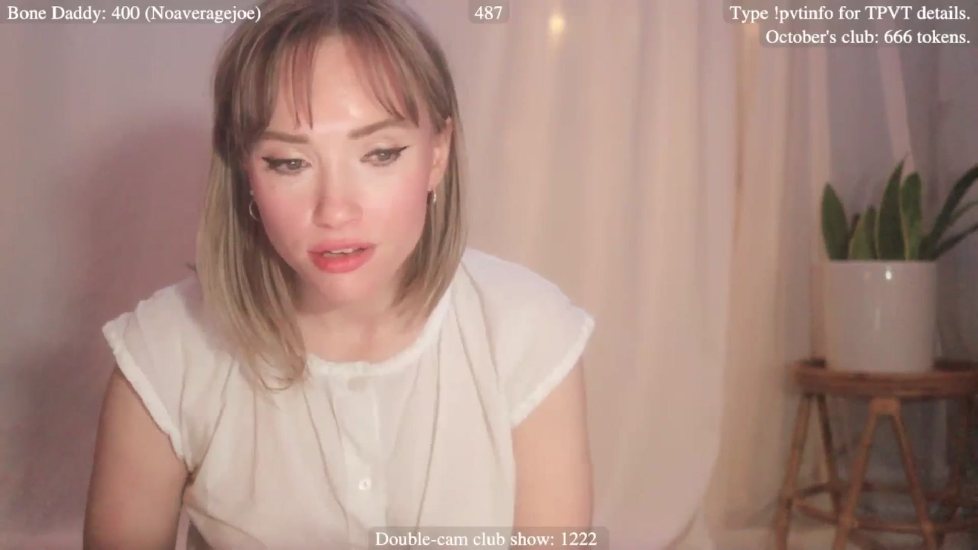 Gallery image thumbnail from coletteclaude's myfreecams stream on, 10/19/2025, 02:23 image 3 of 20