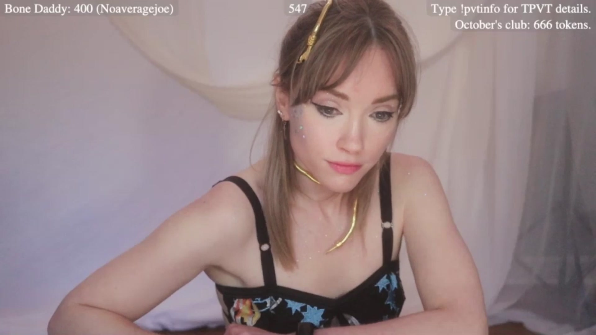 Gallery image thumbnail from coletteclaude's myfreecams stream on, 10/31/2025, 19:42 image 12 of 20