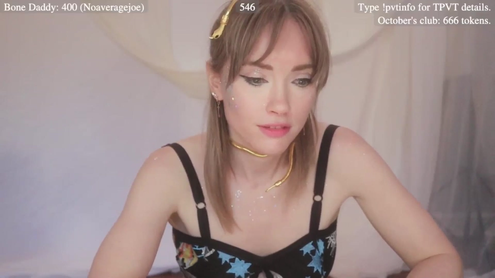 Gallery image thumbnail from coletteclaude's myfreecams stream on, 10/31/2025, 19:42 image 17 of 20
