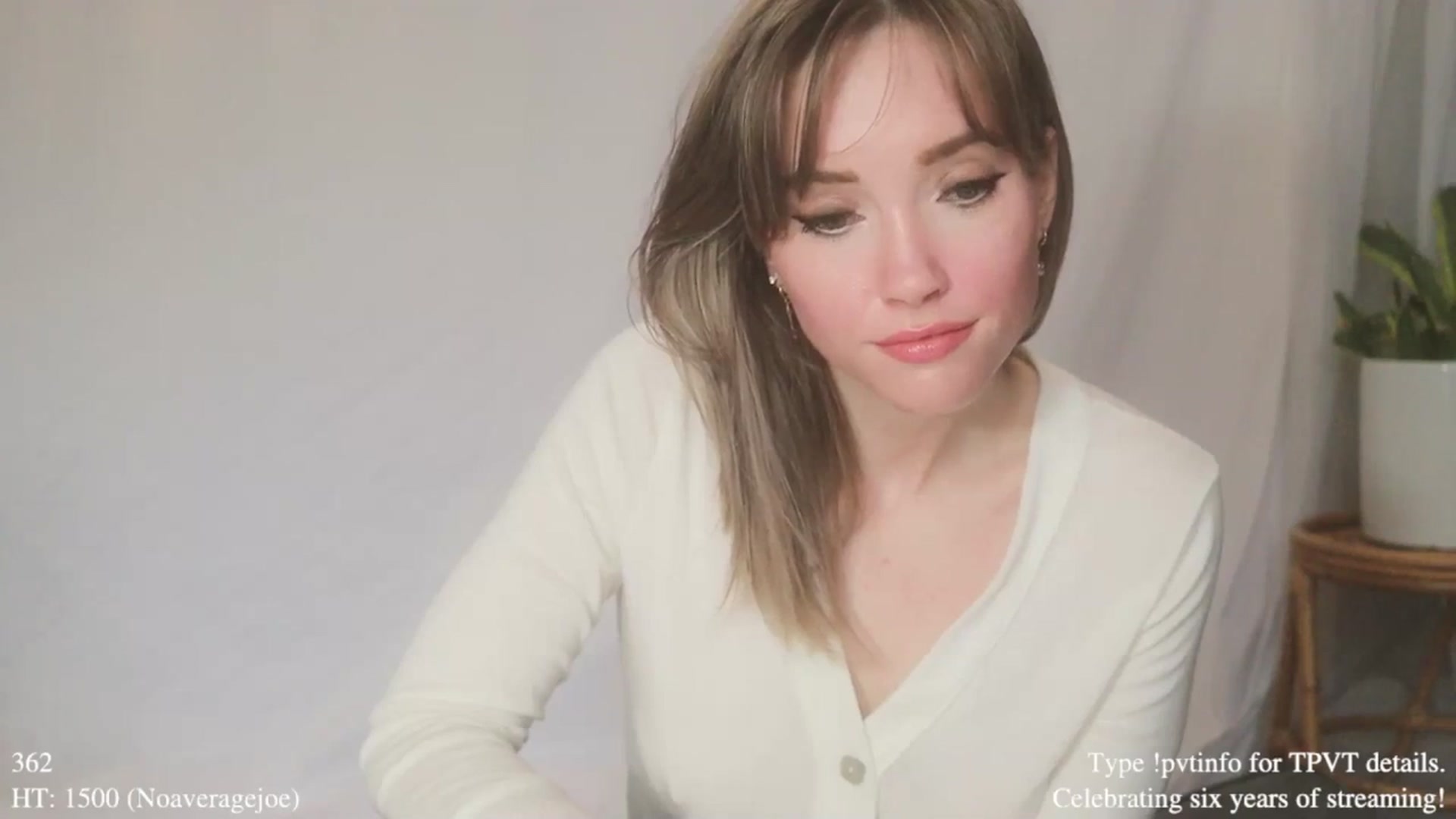 Gallery image thumbnail from coletteclaude's myfreecams stream on, 11/13/2025, 20:17 image 19 of 20