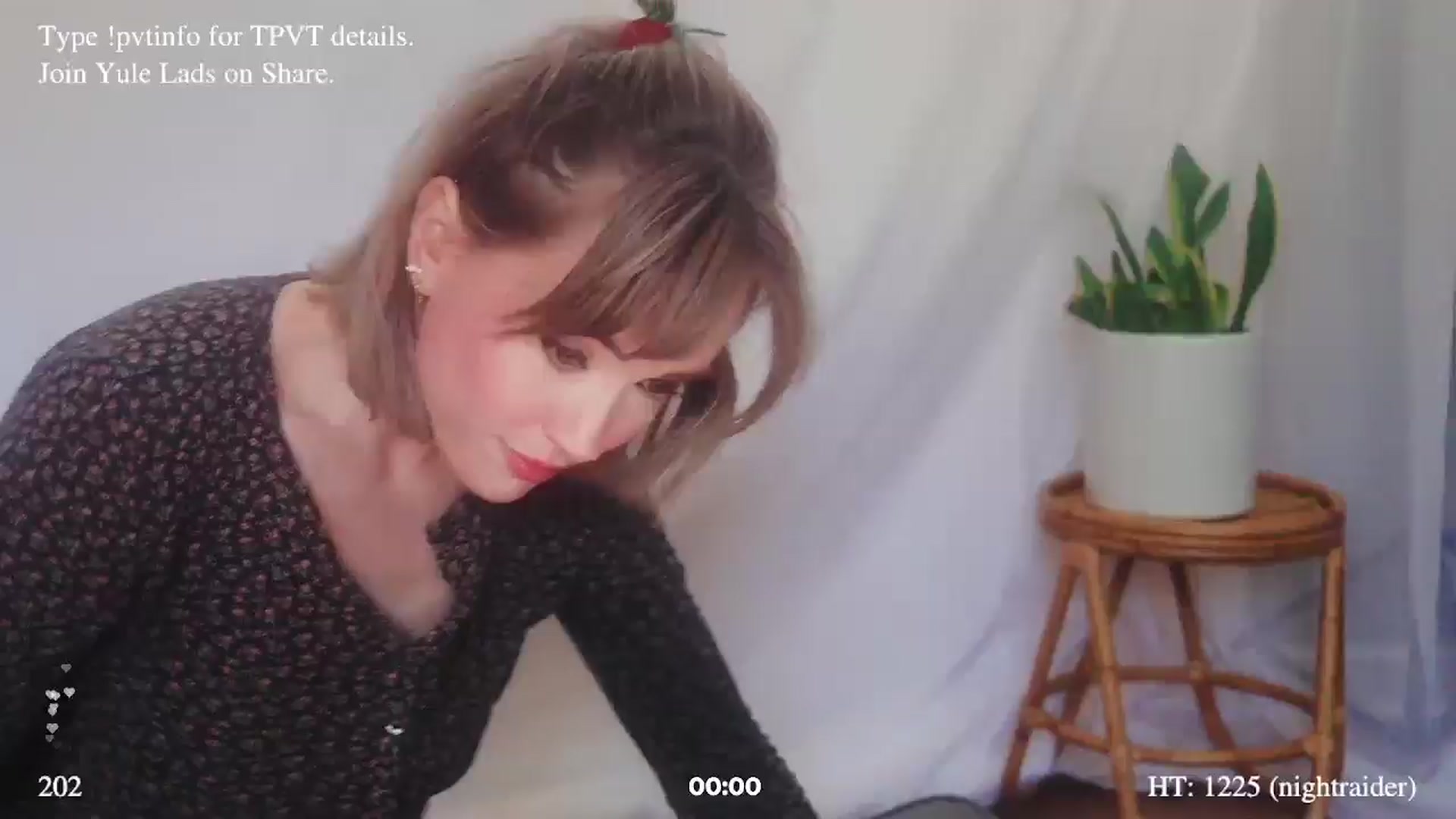 Gallery image thumbnail from coletteclaude's myfreecams stream on, 12/03/2025, 20:34 image 3 of 20