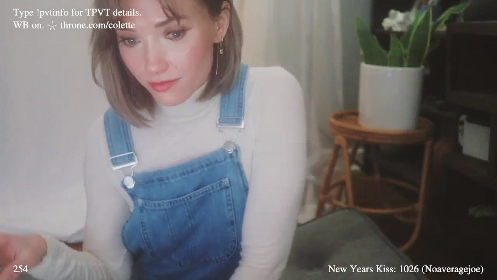 Gallery image thumbnail from coletteclaude's myfreecams stream on, 01/01/2026, 19:01 image 14 of 20