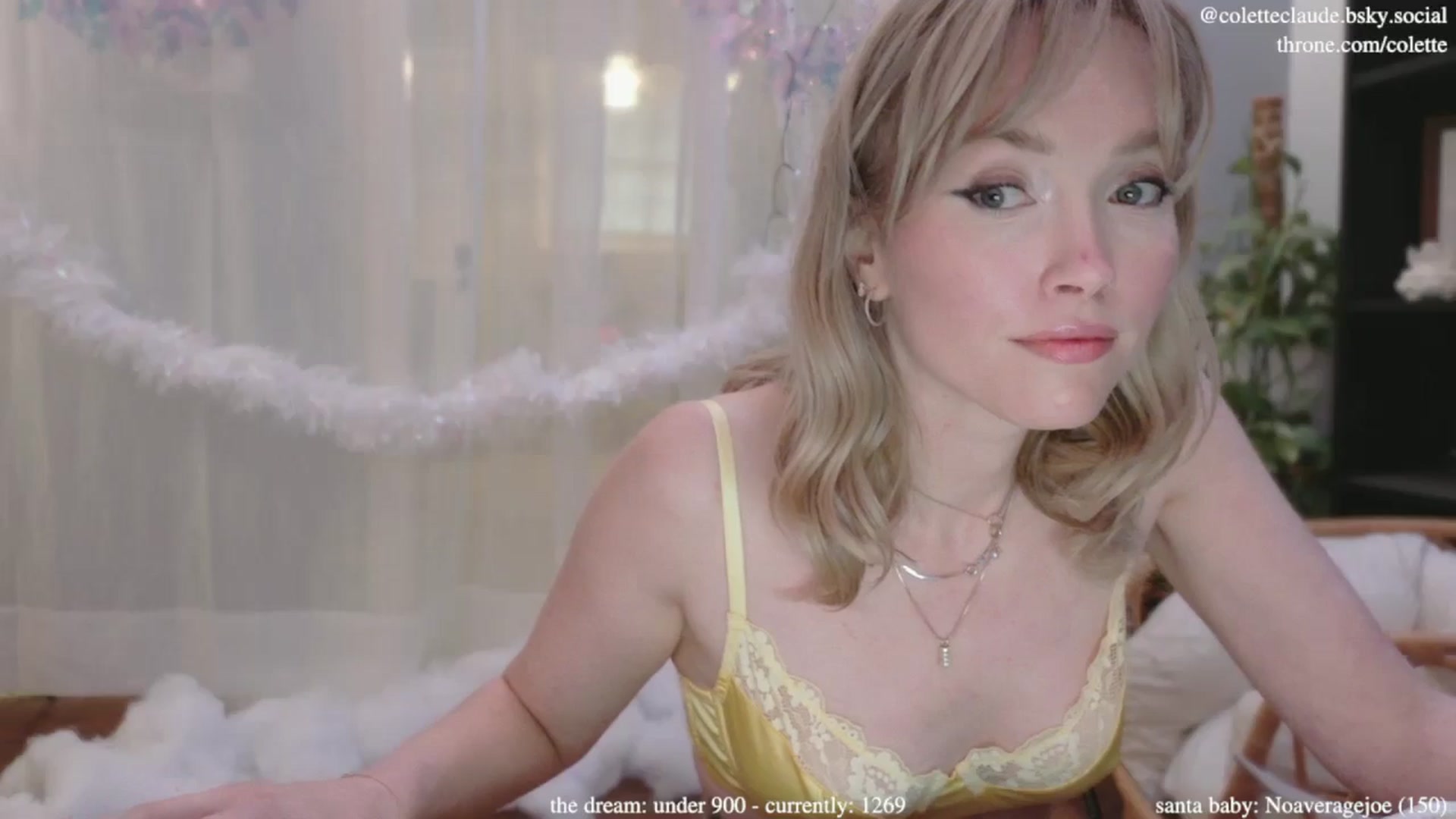 Gallery image thumbnail from coletteclaus's myfreecams stream on, 12/09/2024, 22:13 image 16 of 20